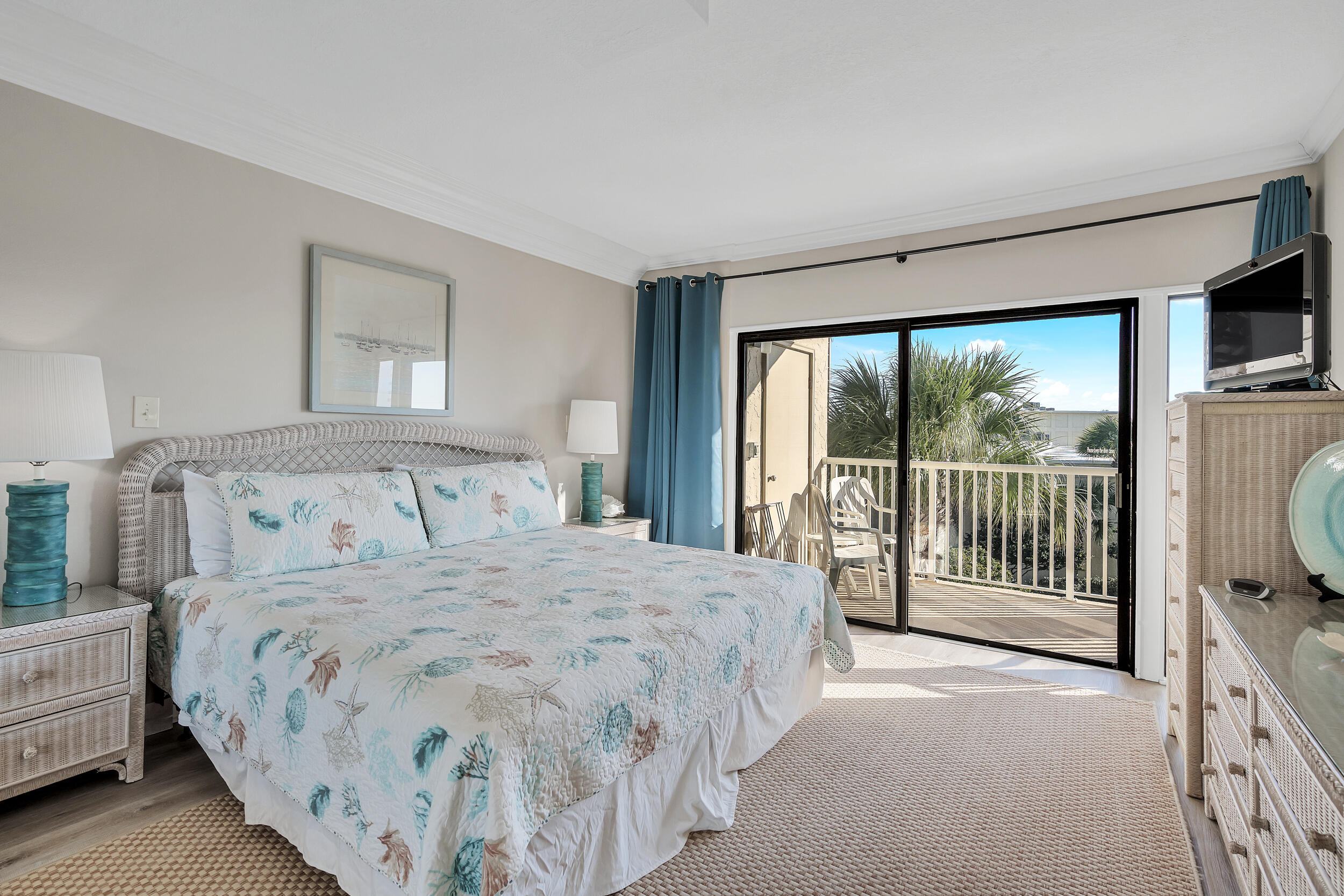 SILVER DUNES CONDO - Residential