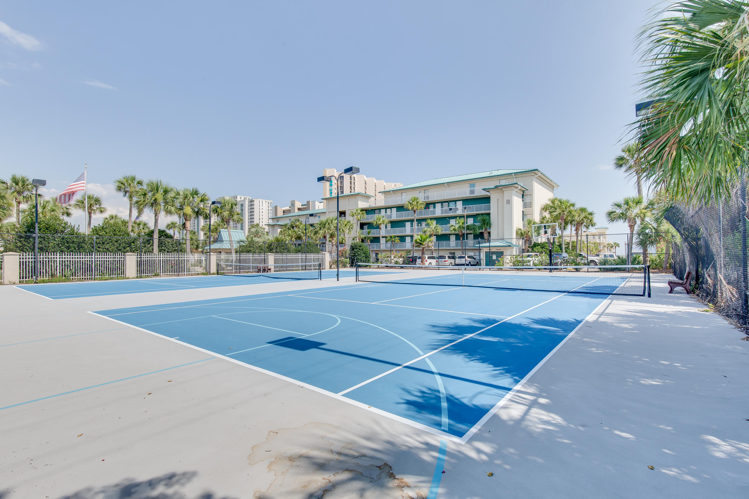 SILVER DUNES CONDO - Residential