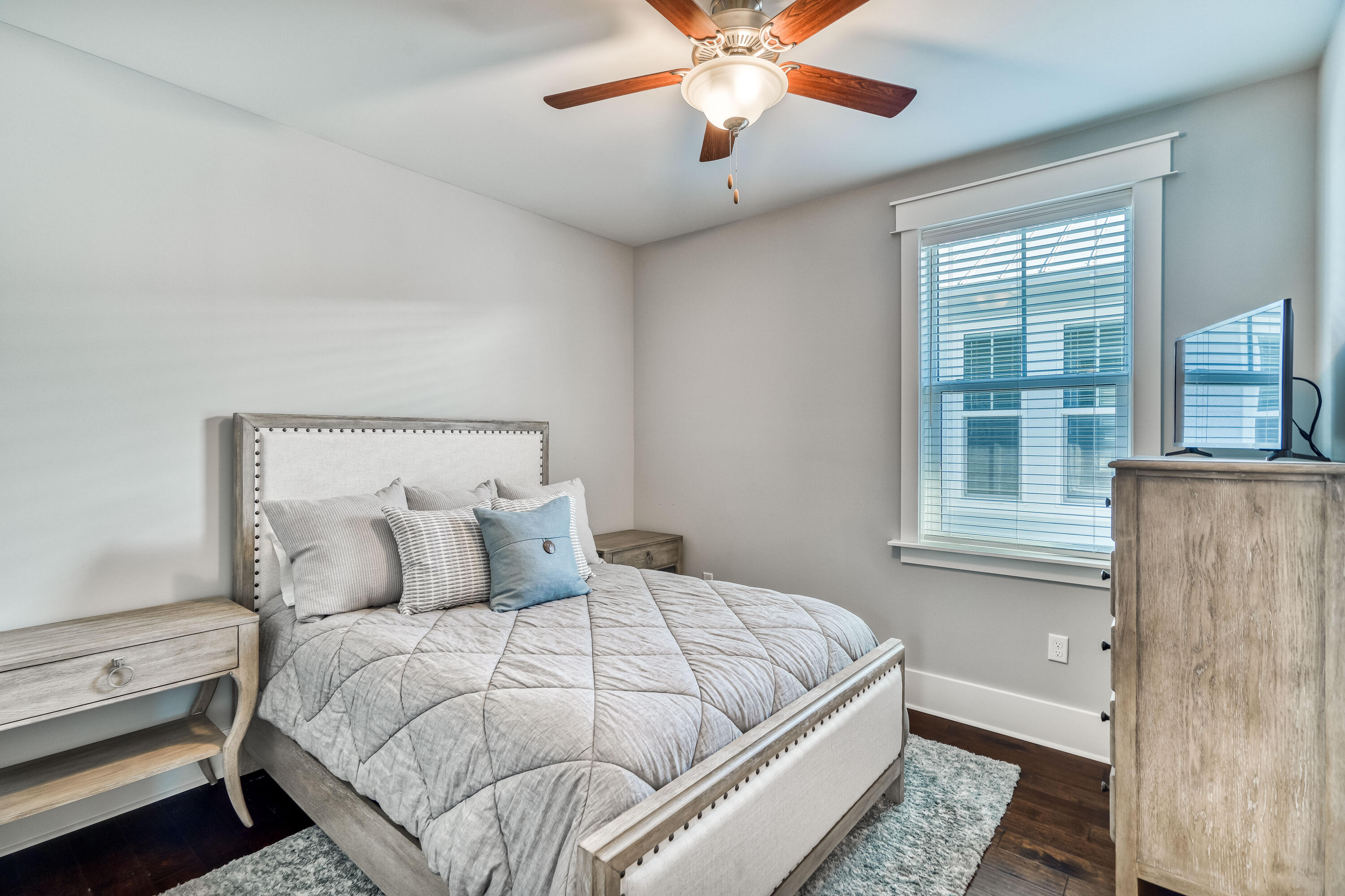 NATUREWALK AT SEAGROVE - Residential