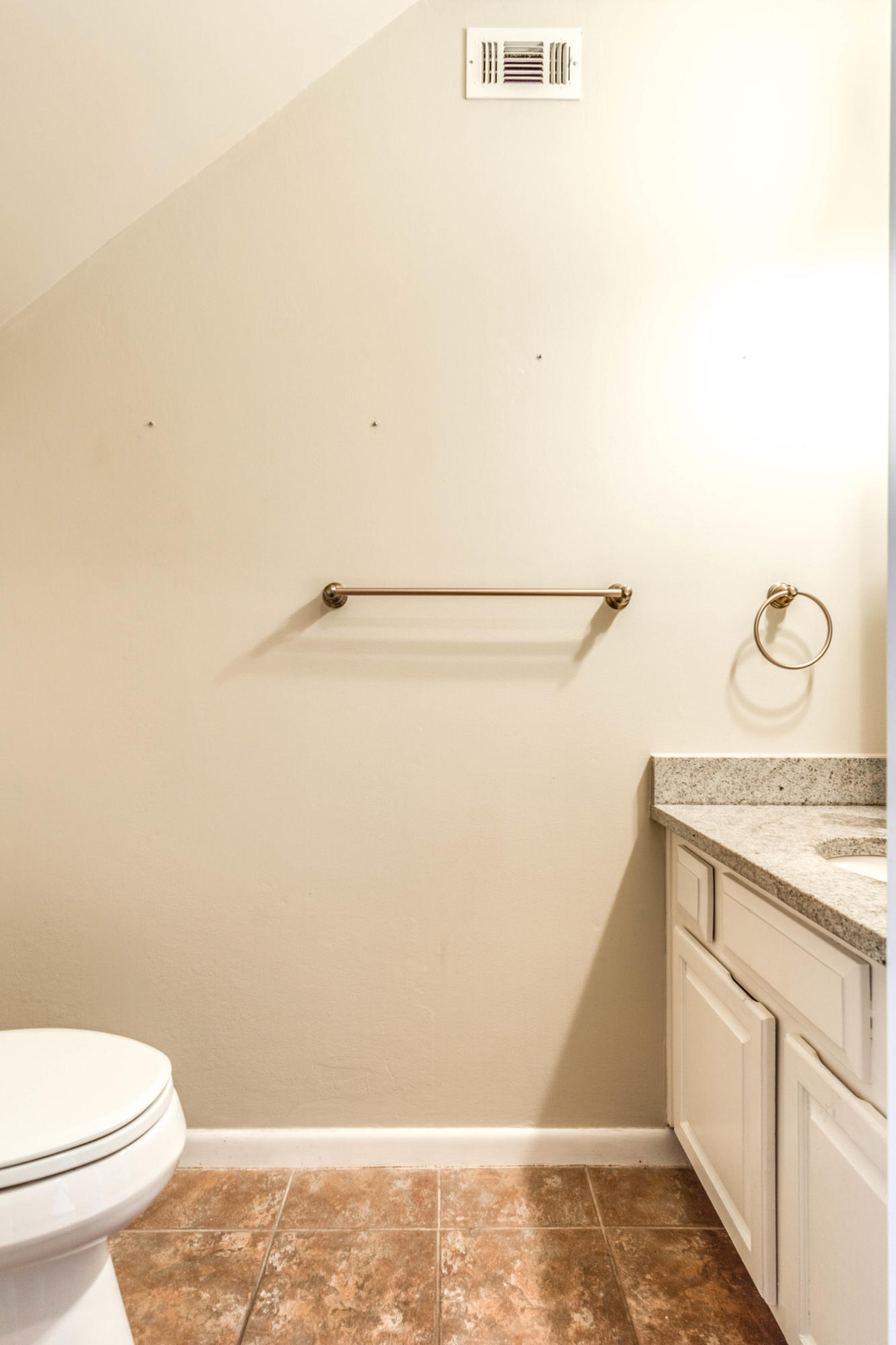 ST ANDREWS EAST BLUEWATER BAY - Residential