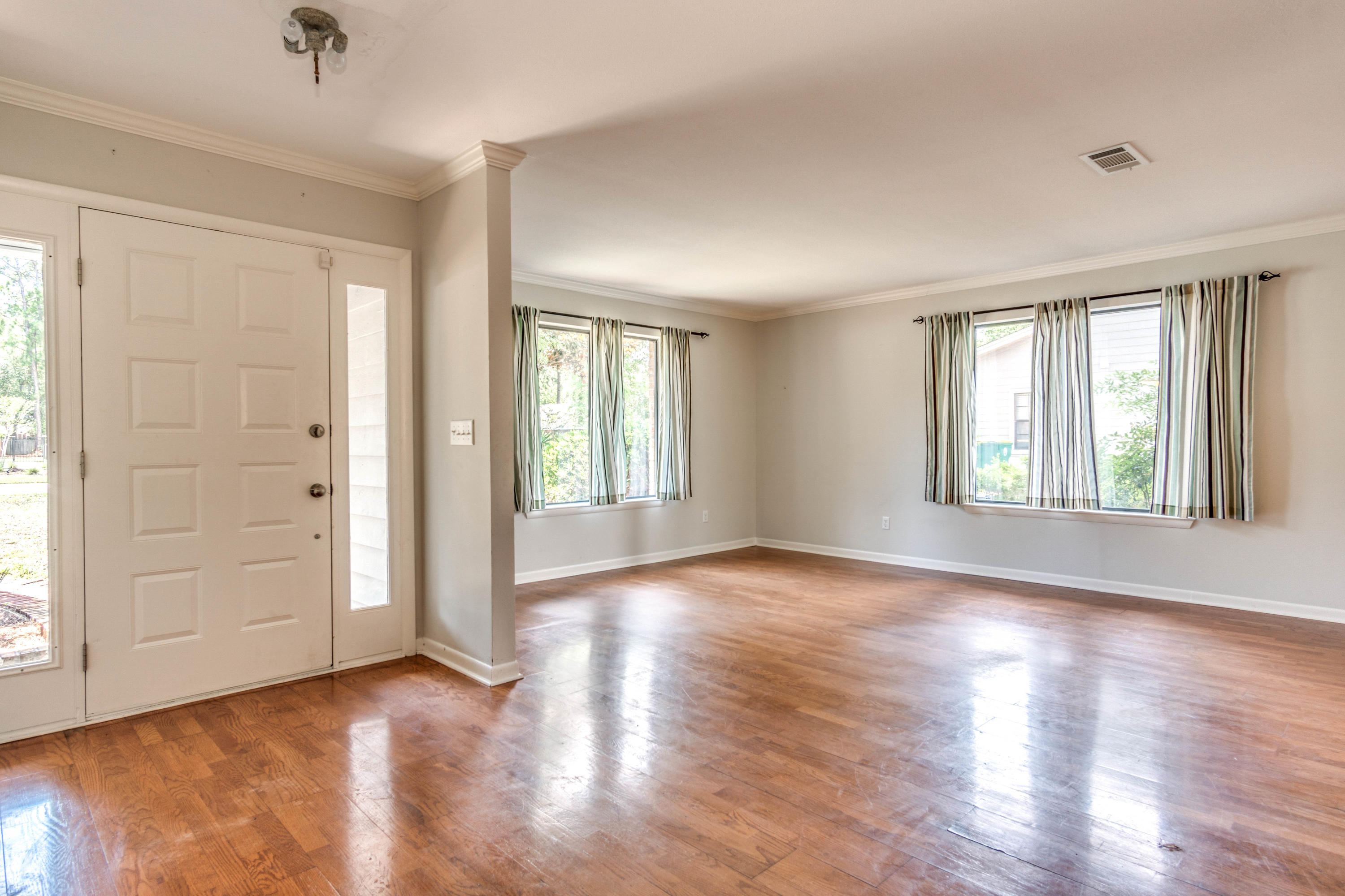 ST ANDREWS EAST BLUEWATER BAY - Residential