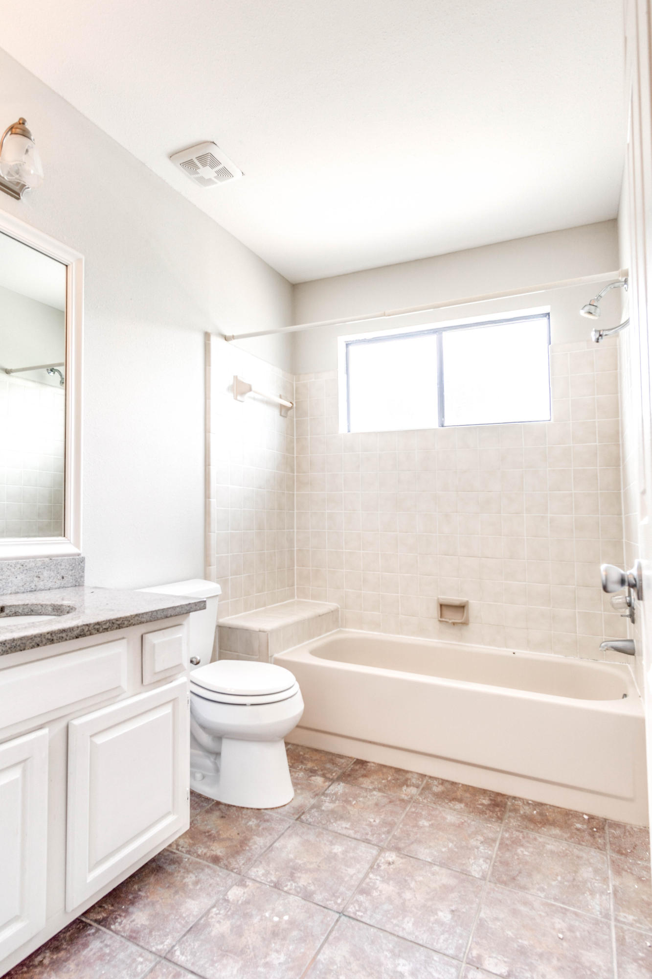 ST ANDREWS EAST BLUEWATER BAY - Residential