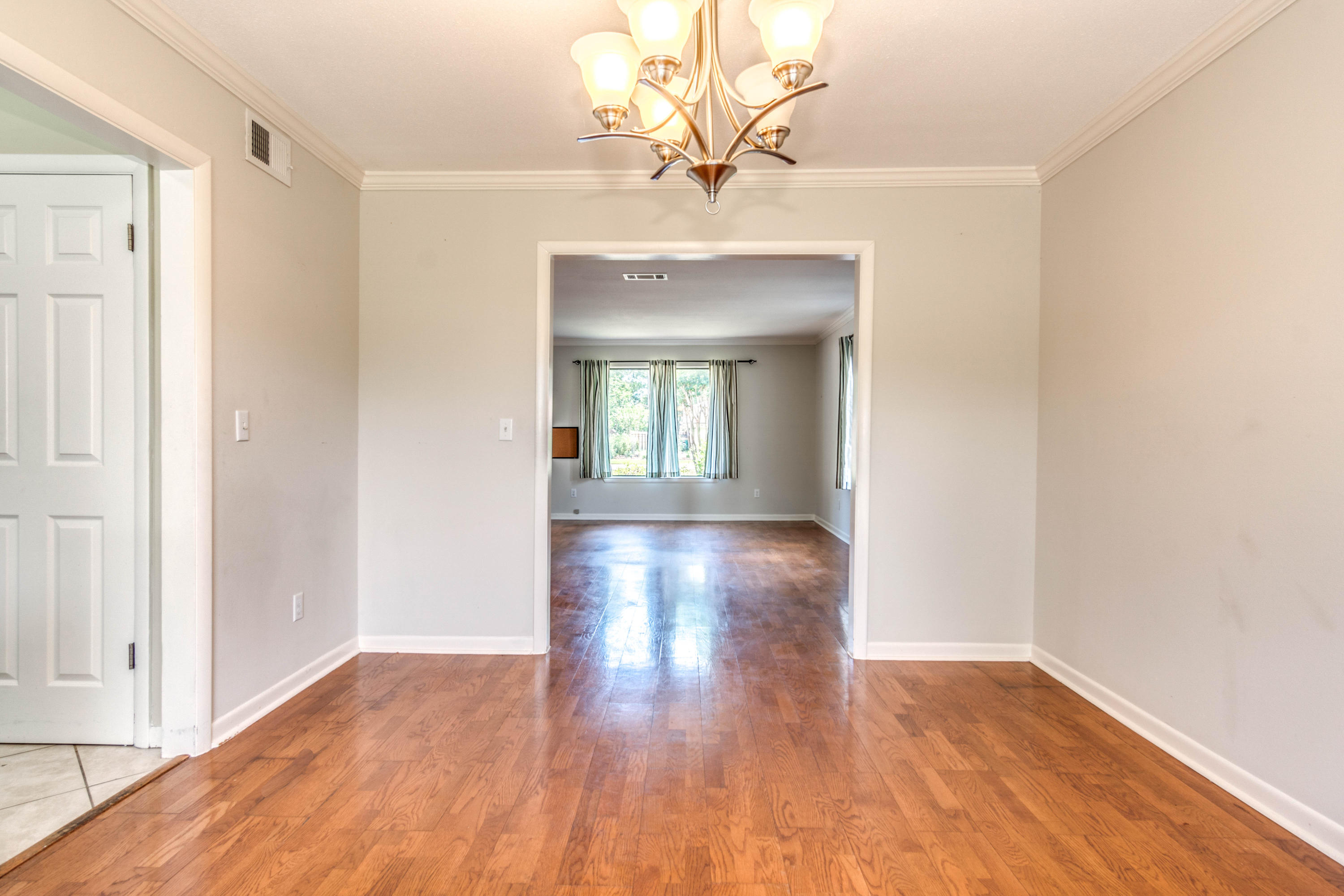 ST ANDREWS EAST BLUEWATER BAY - Residential