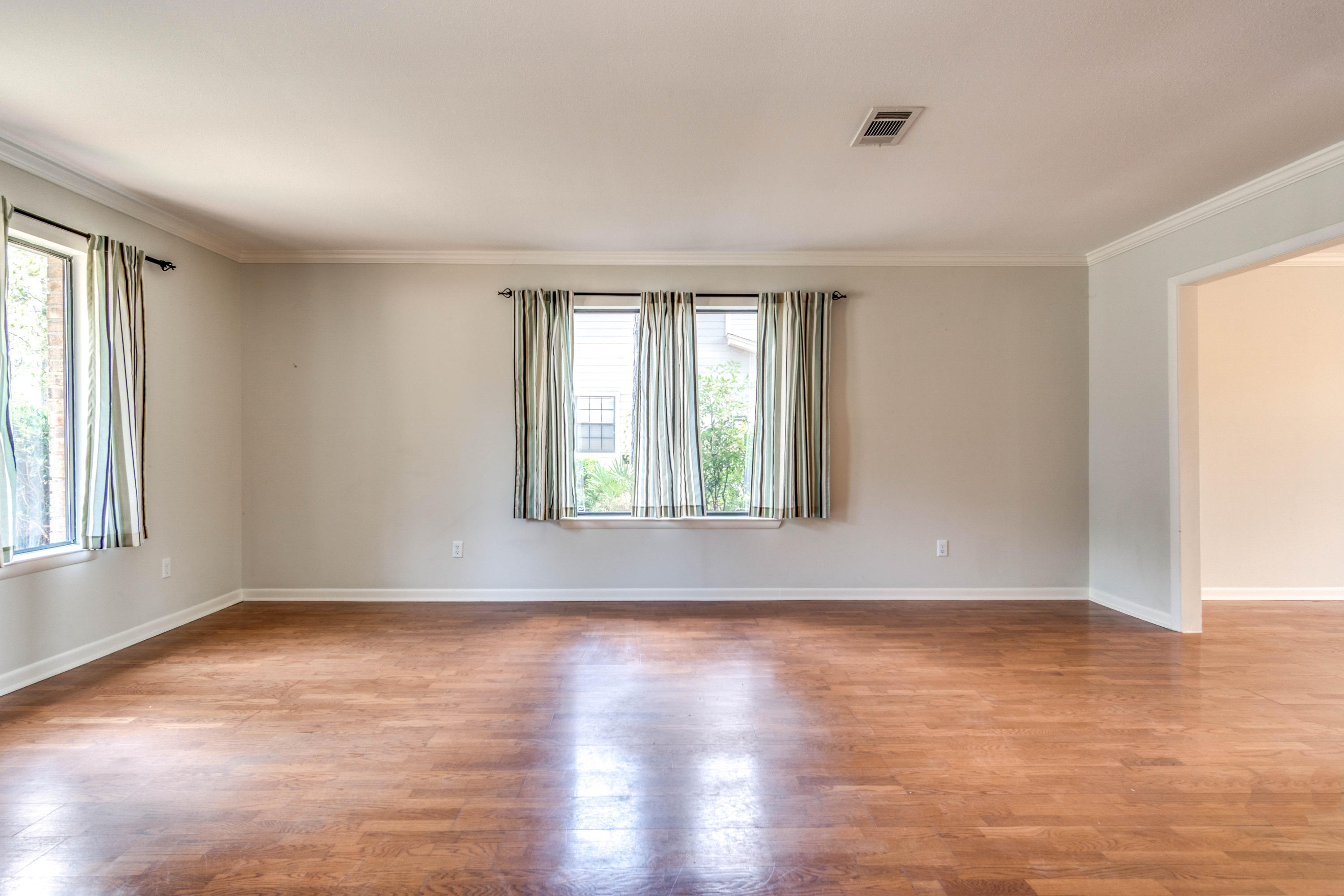 ST ANDREWS EAST BLUEWATER BAY - Residential