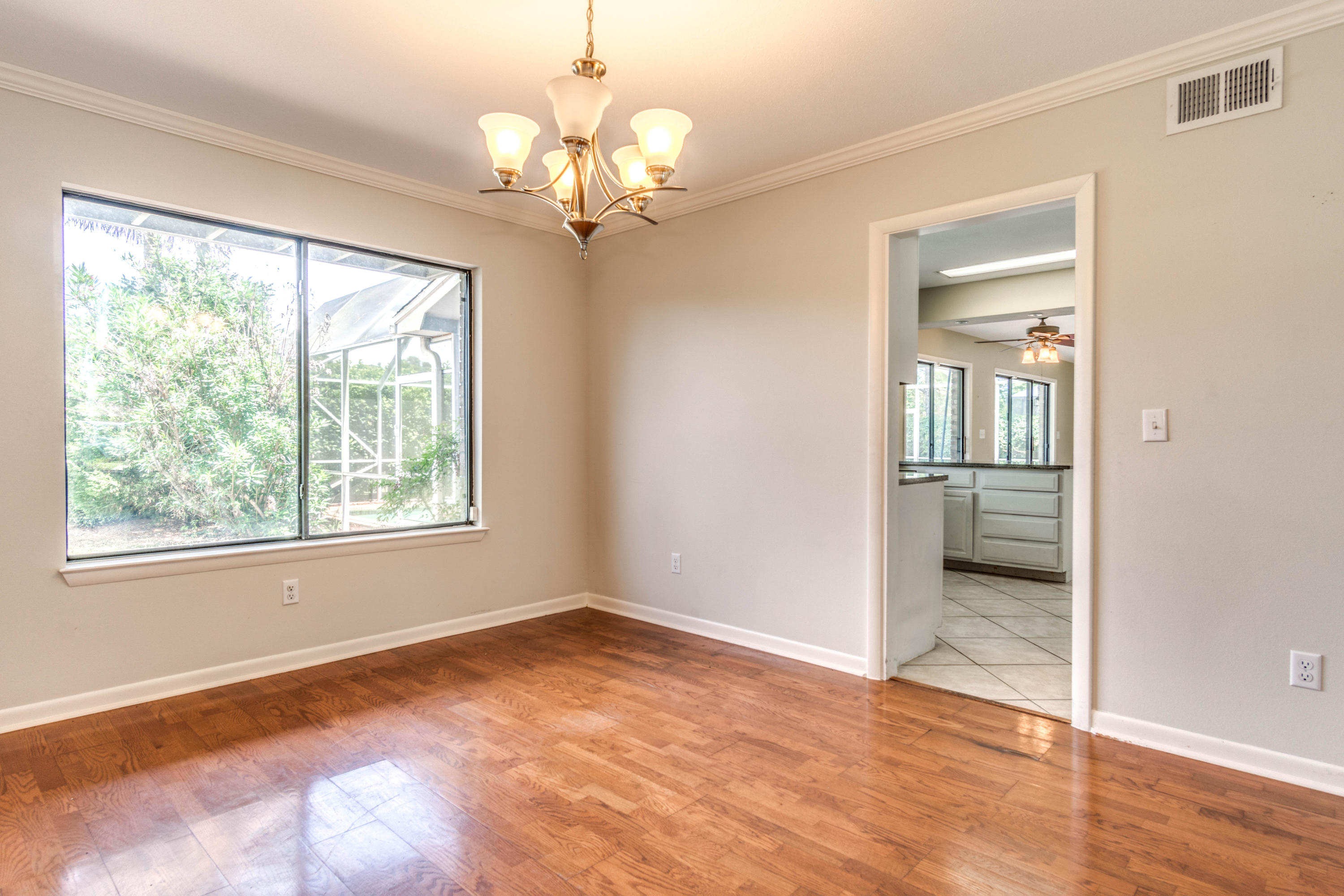 ST ANDREWS EAST BLUEWATER BAY - Residential