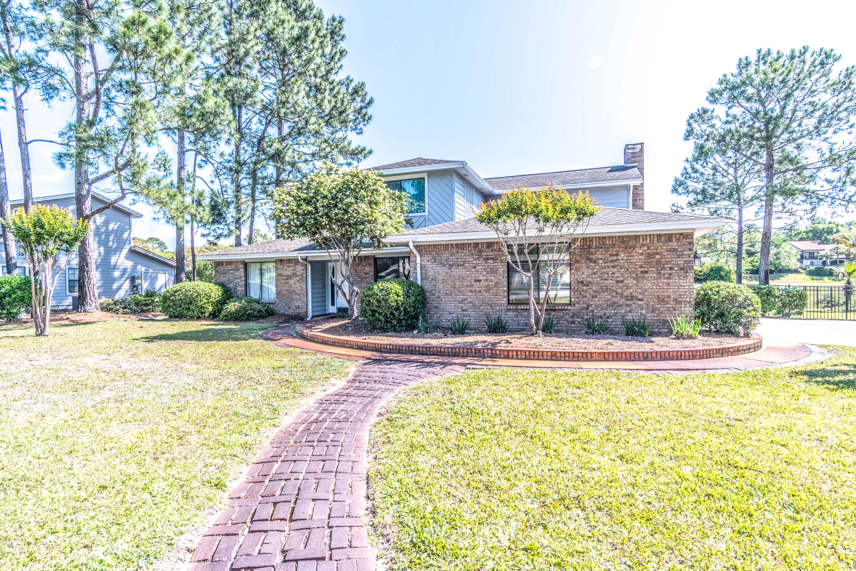 ST ANDREWS EAST BLUEWATER BAY - Residential