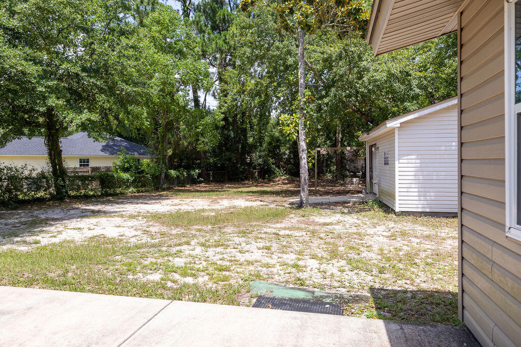 SHERRY WOODS - Residential