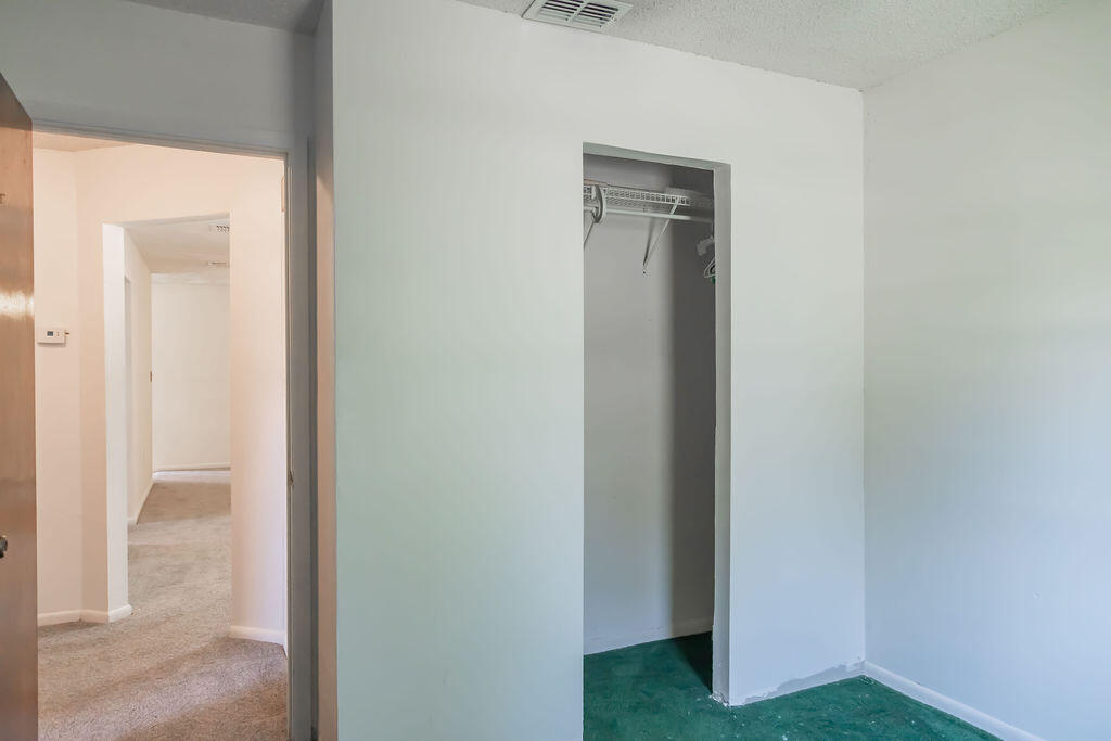 SHERRY WOODS - Residential