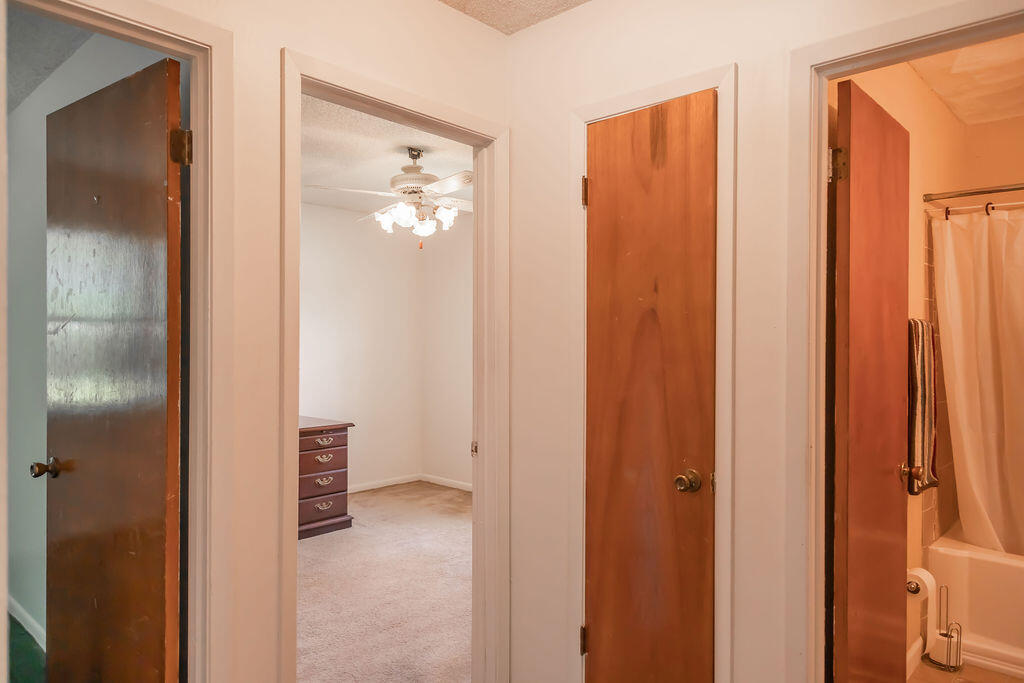 SHERRY WOODS - Residential