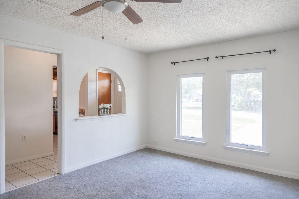 SHERRY WOODS - Residential