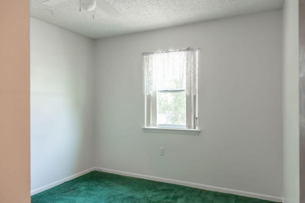 SHERRY WOODS - Residential