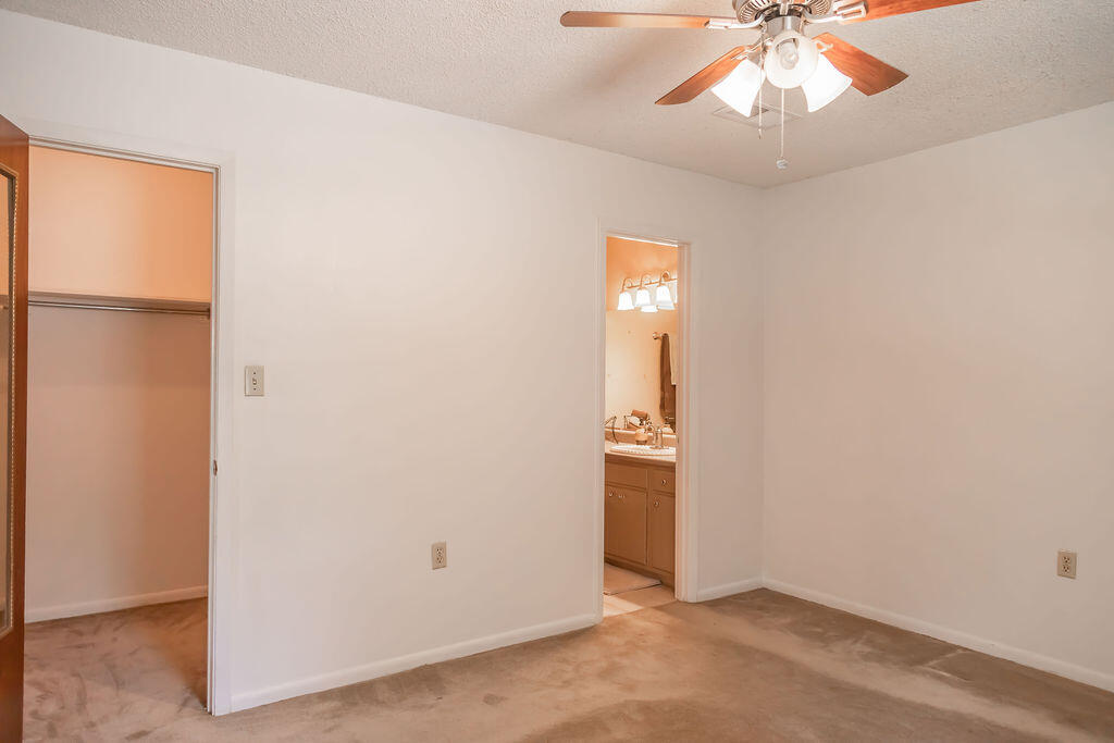 SHERRY WOODS - Residential