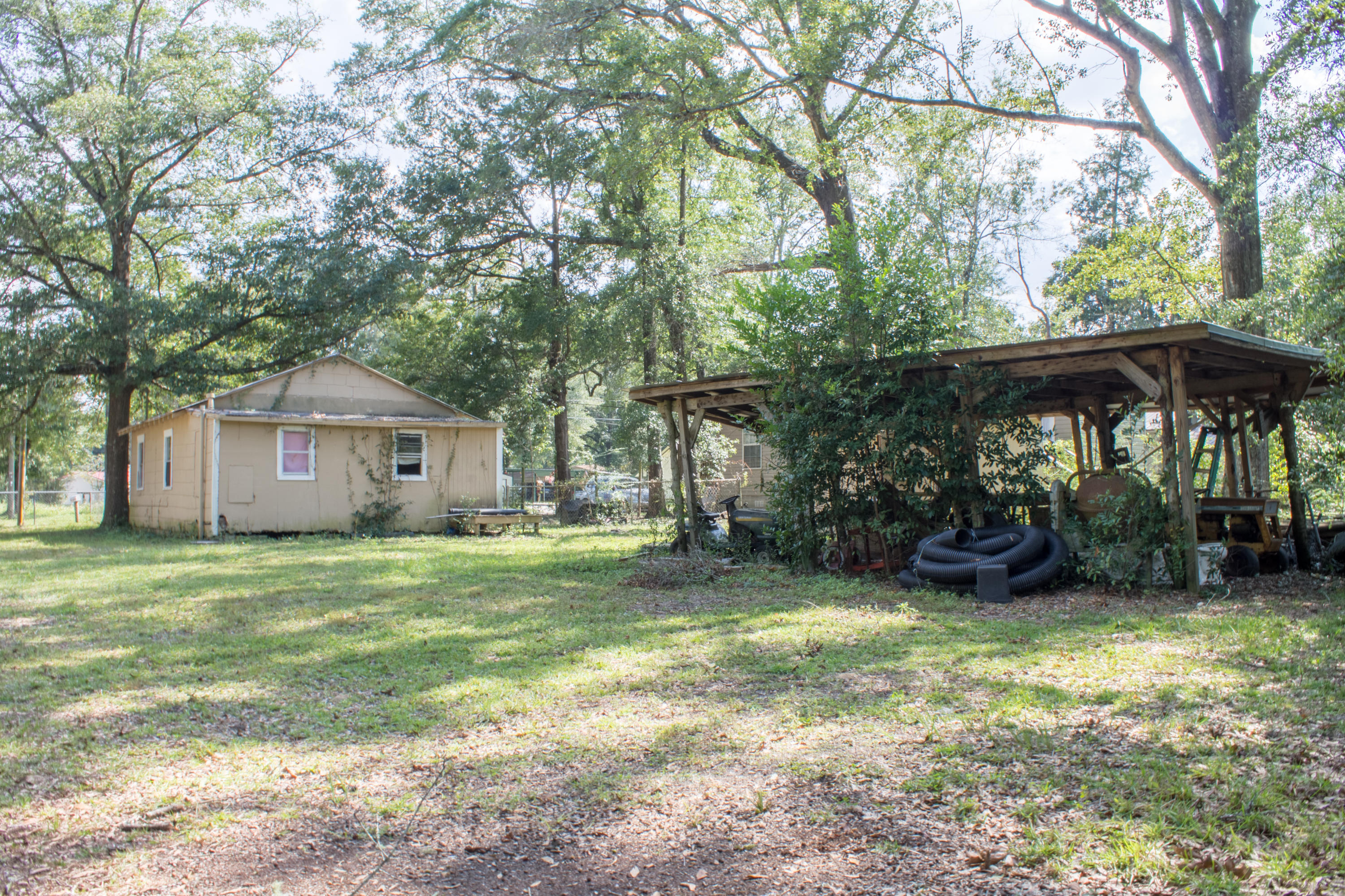 CRESTVIEW - Residential