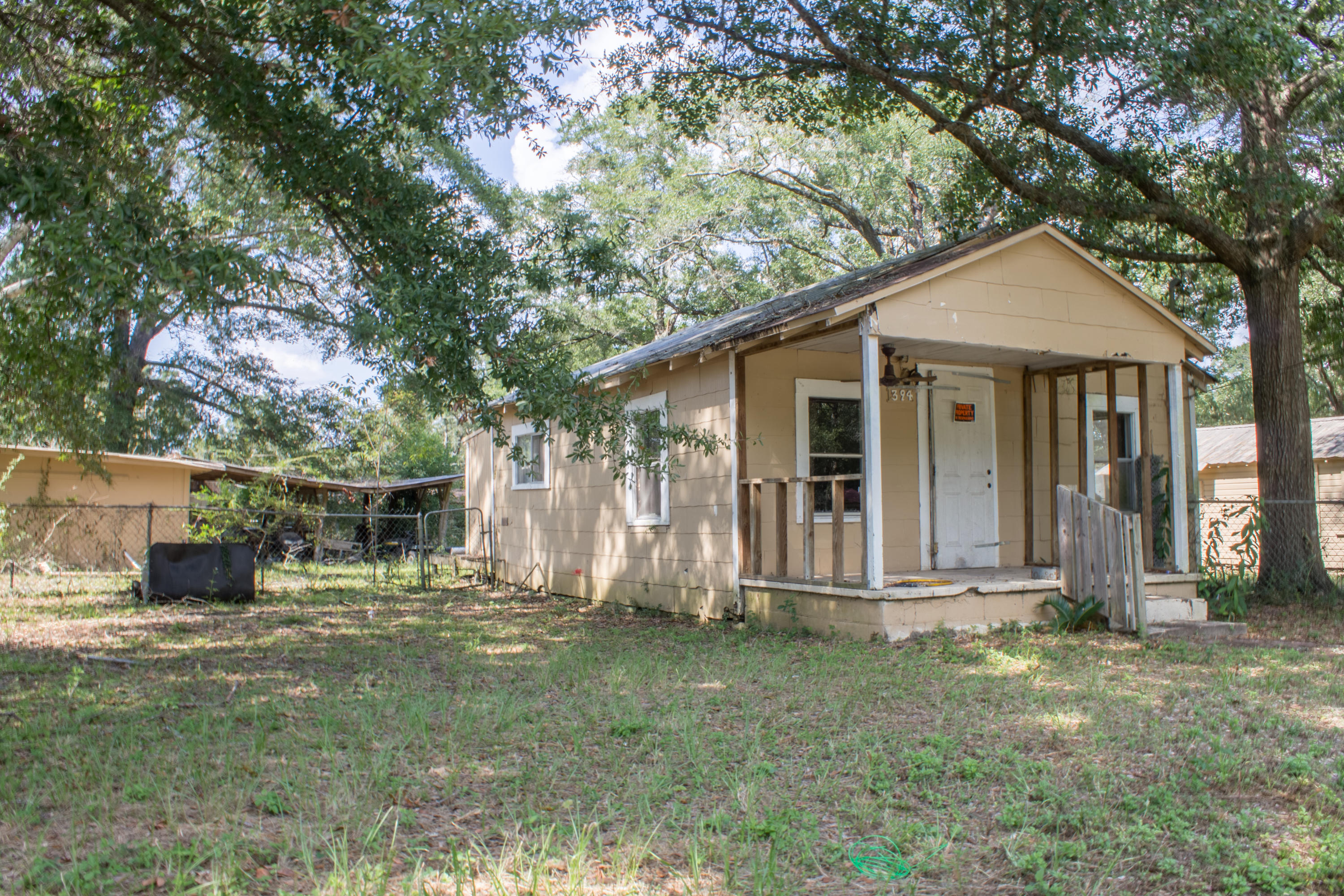 CRESTVIEW - Residential