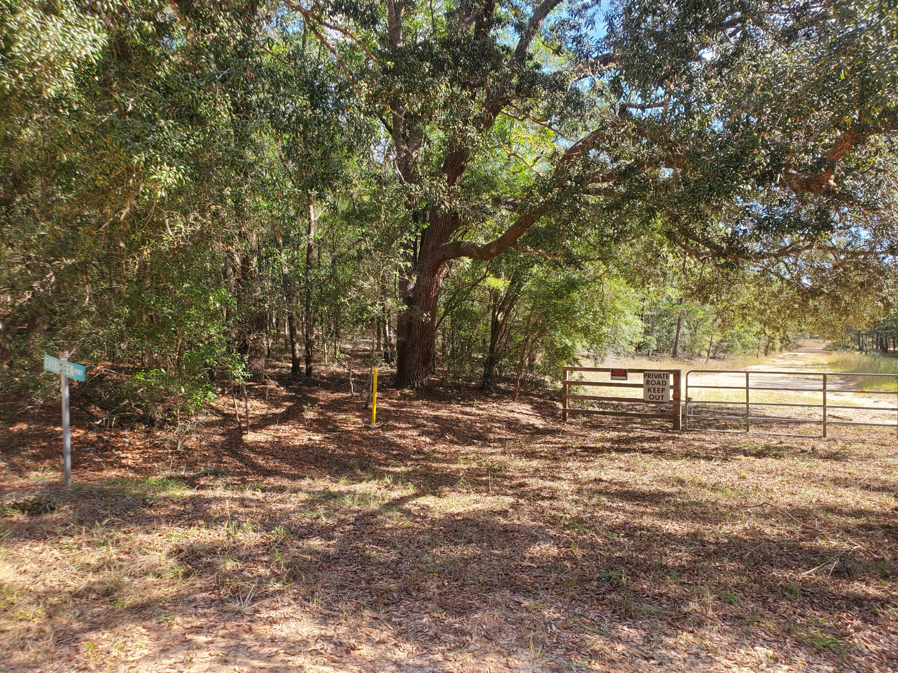 CLEAR CREEK ESTATES - Land