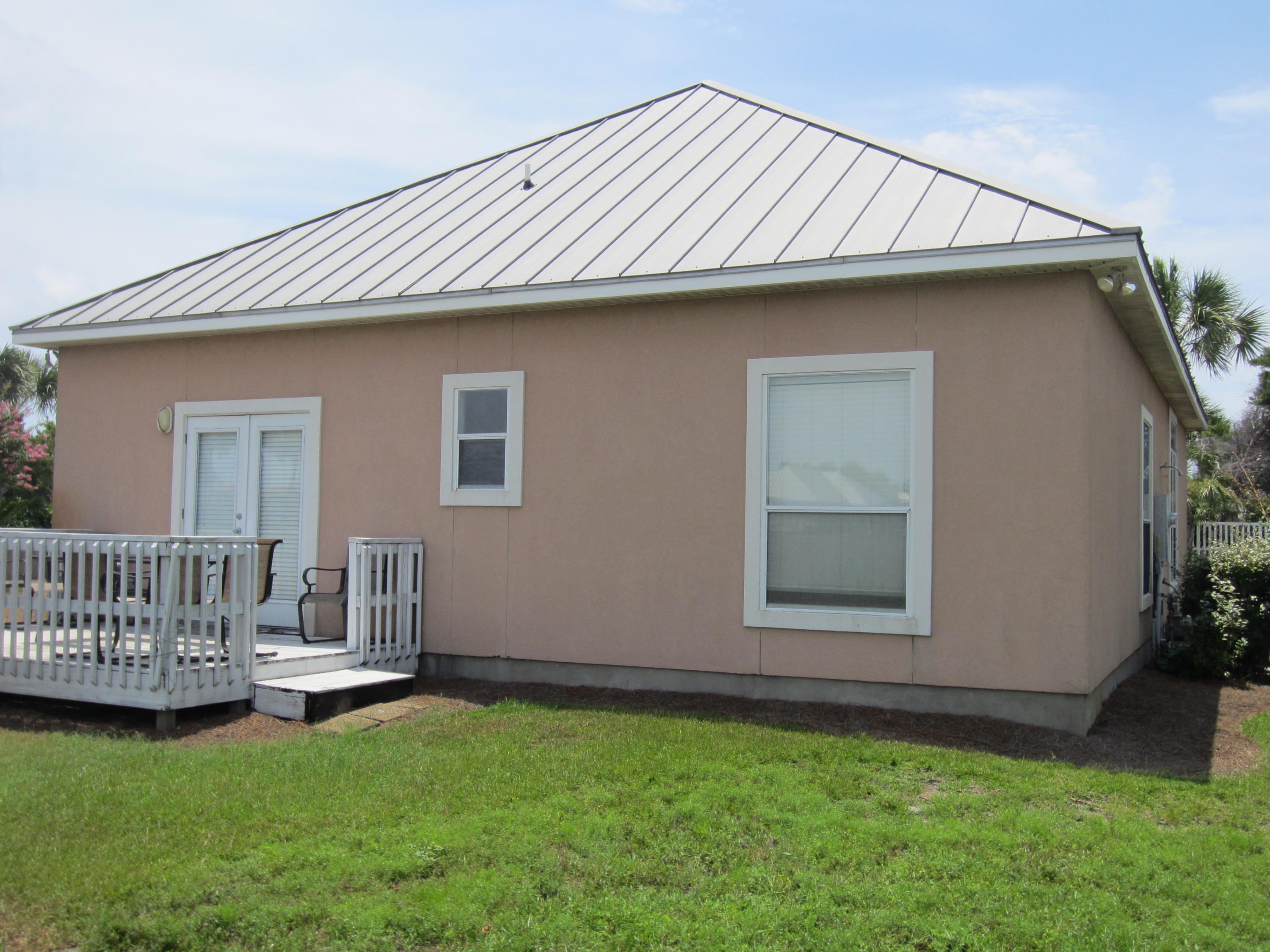 MARAVILLA COTTAGES - Residential