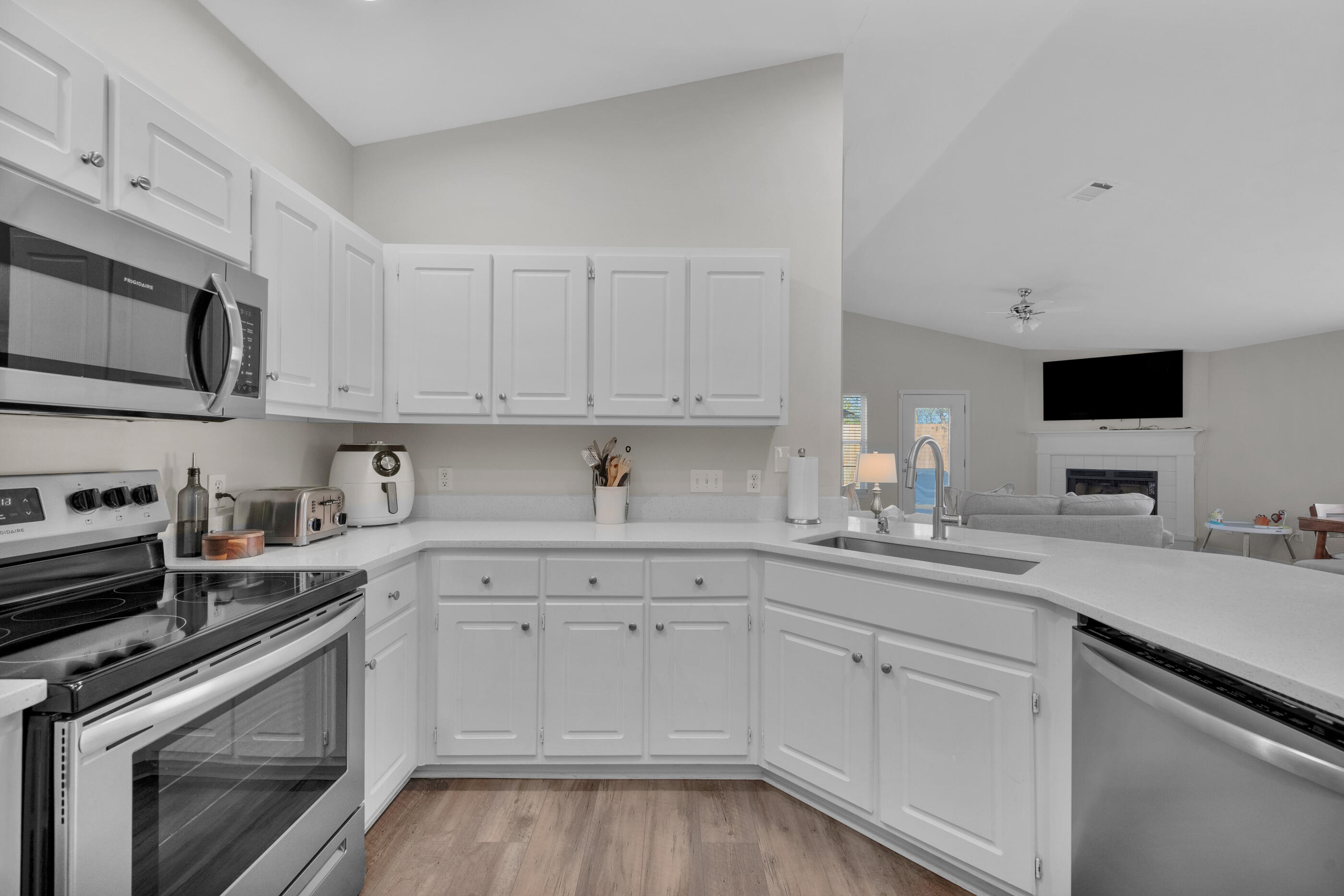 EMERALD VILLAGE S/D - Residential