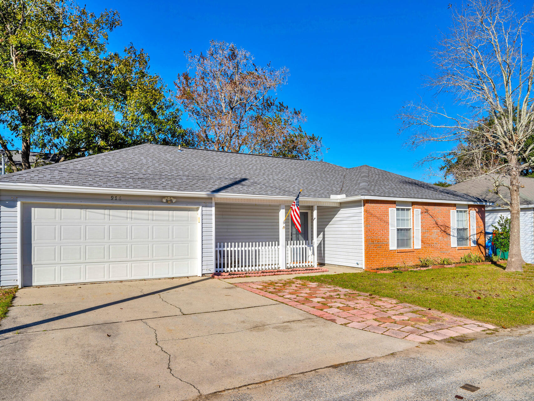 Welcome to your dream investment opportunity in Fort Walton Beach! This charming 3-bedroom, 2-bath ranch-style home is perfectly suited for short-term rentals and comes fully turnkey with exquisite furnishings. The delicate decor combines comfort and style, creating a welcoming atmosphere for guests. Located just a few miles from the stunning beaches of the Emerald Coast, this property offers easy access to sun and sand. Additionally, its central location to both military bases makes it an ideal choice for traveling service members and their families. Don't miss this chance to own a prime property in a sought-after area!