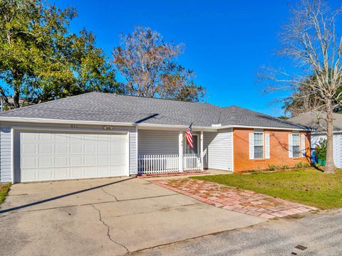 A home in Fort Walton Beach