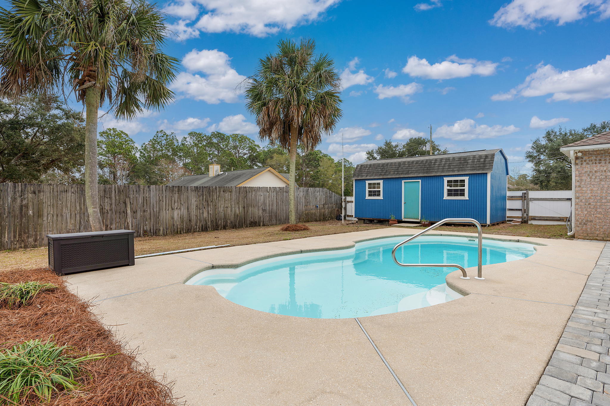 EAST BAY RIVER ESTATES 2ND ADDN - Residential