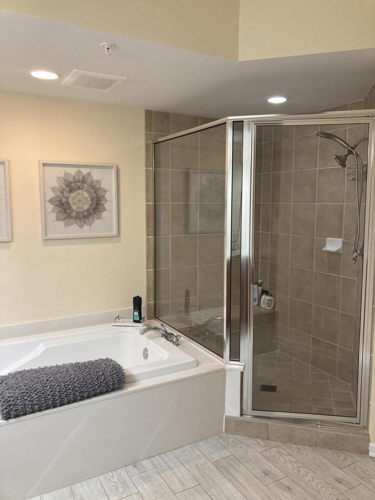 ST. LUCIA AT SILVER SHELLS - Residential