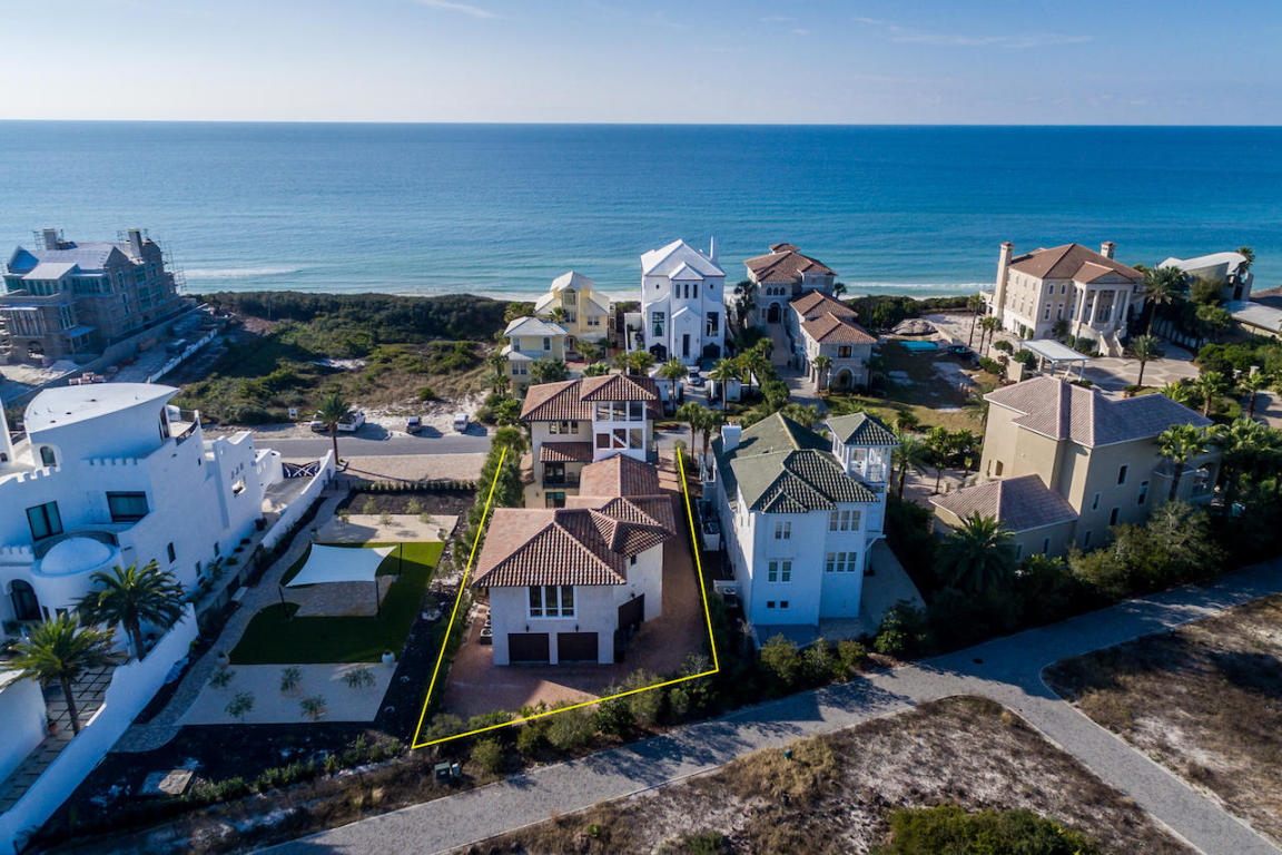 PARADISE BY THE SEA - Residential