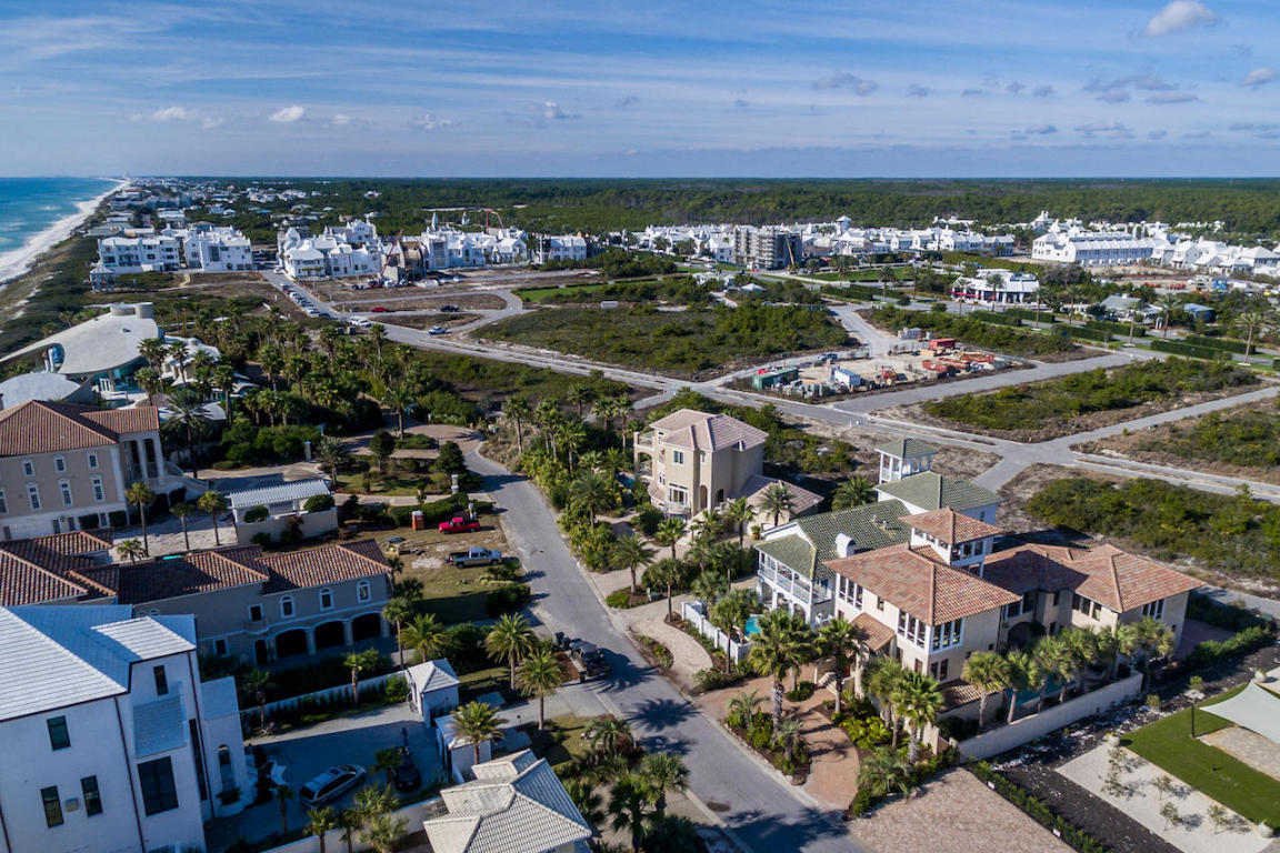 PARADISE BY THE SEA - Residential