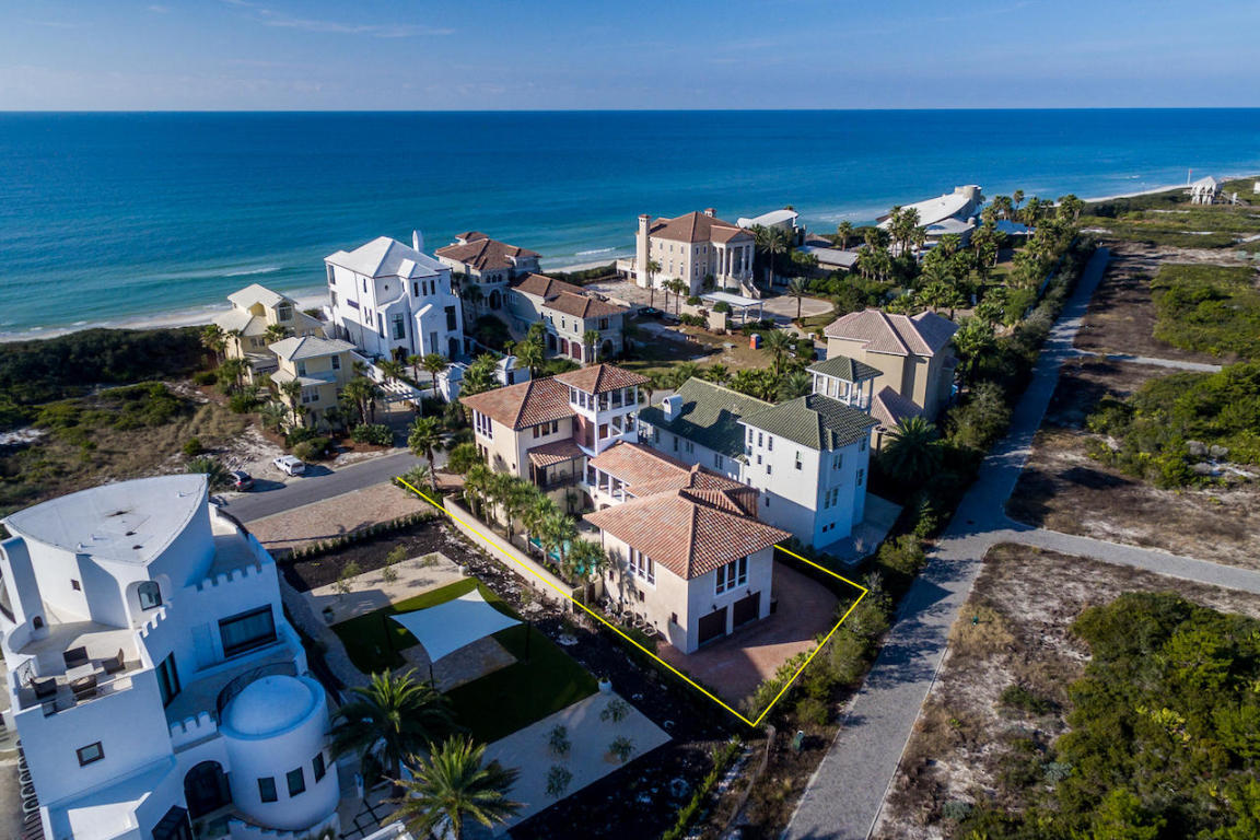 PARADISE BY THE SEA - Residential