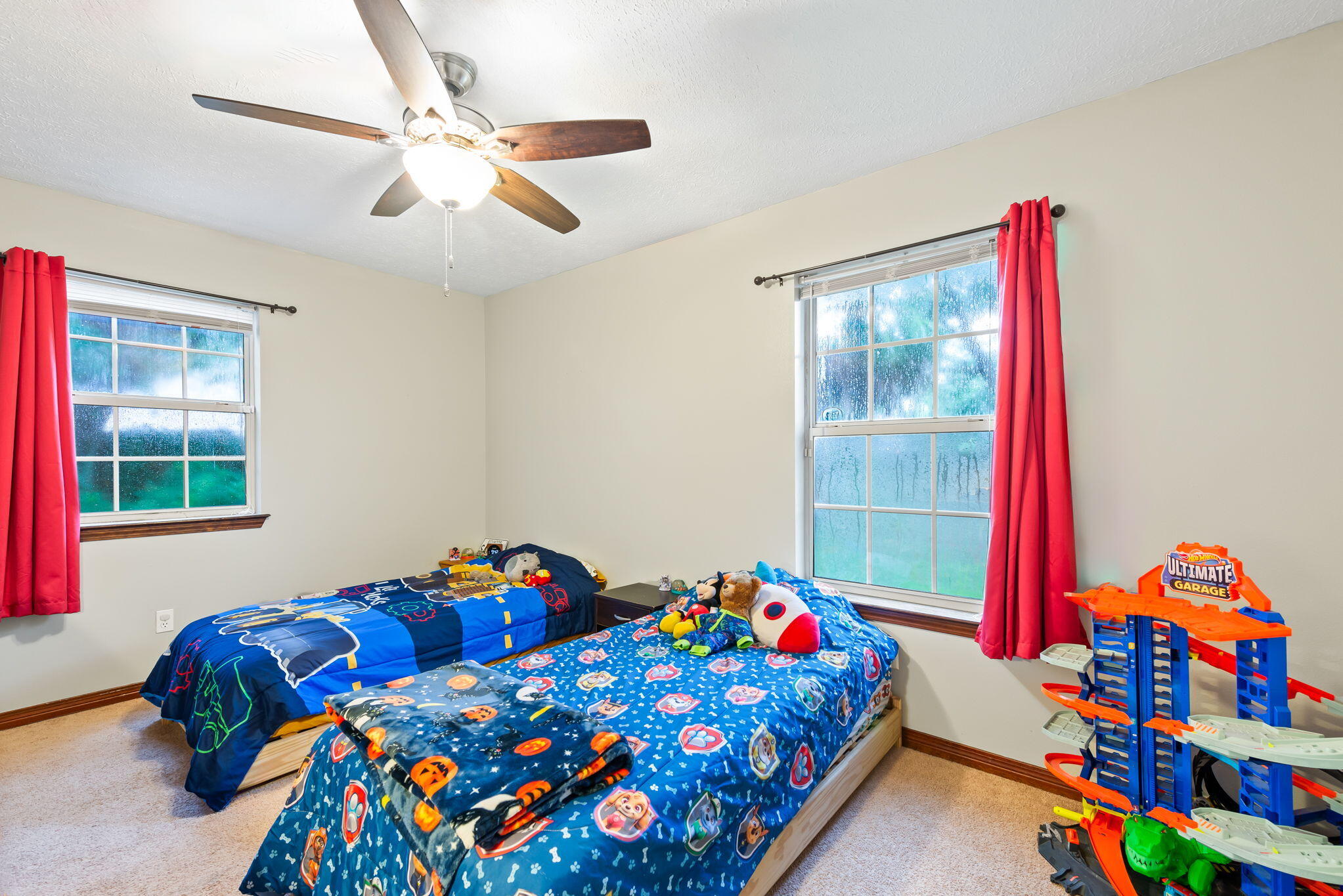 TOM KING ESTATES - Residential