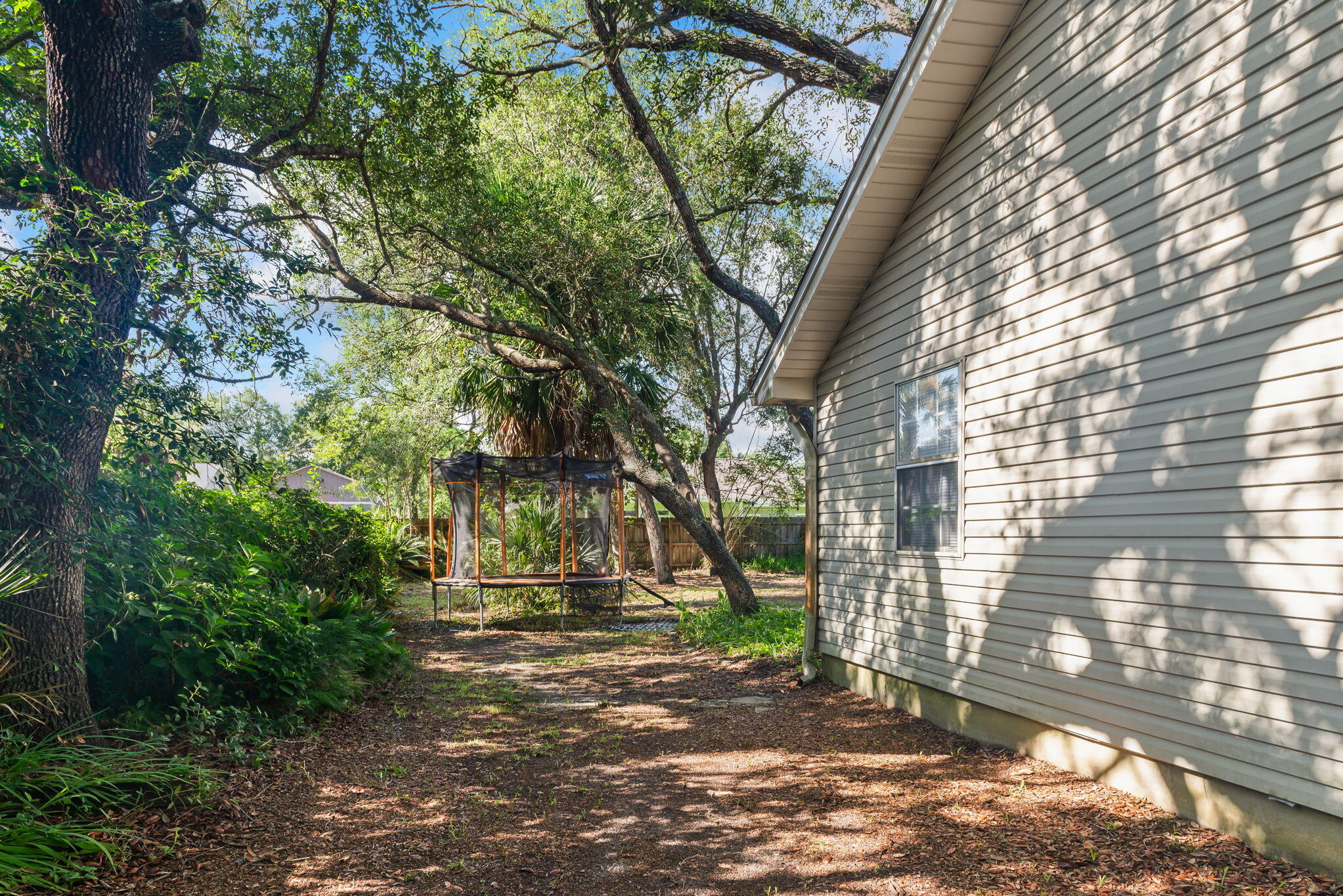 TOM KING ESTATES - Residential