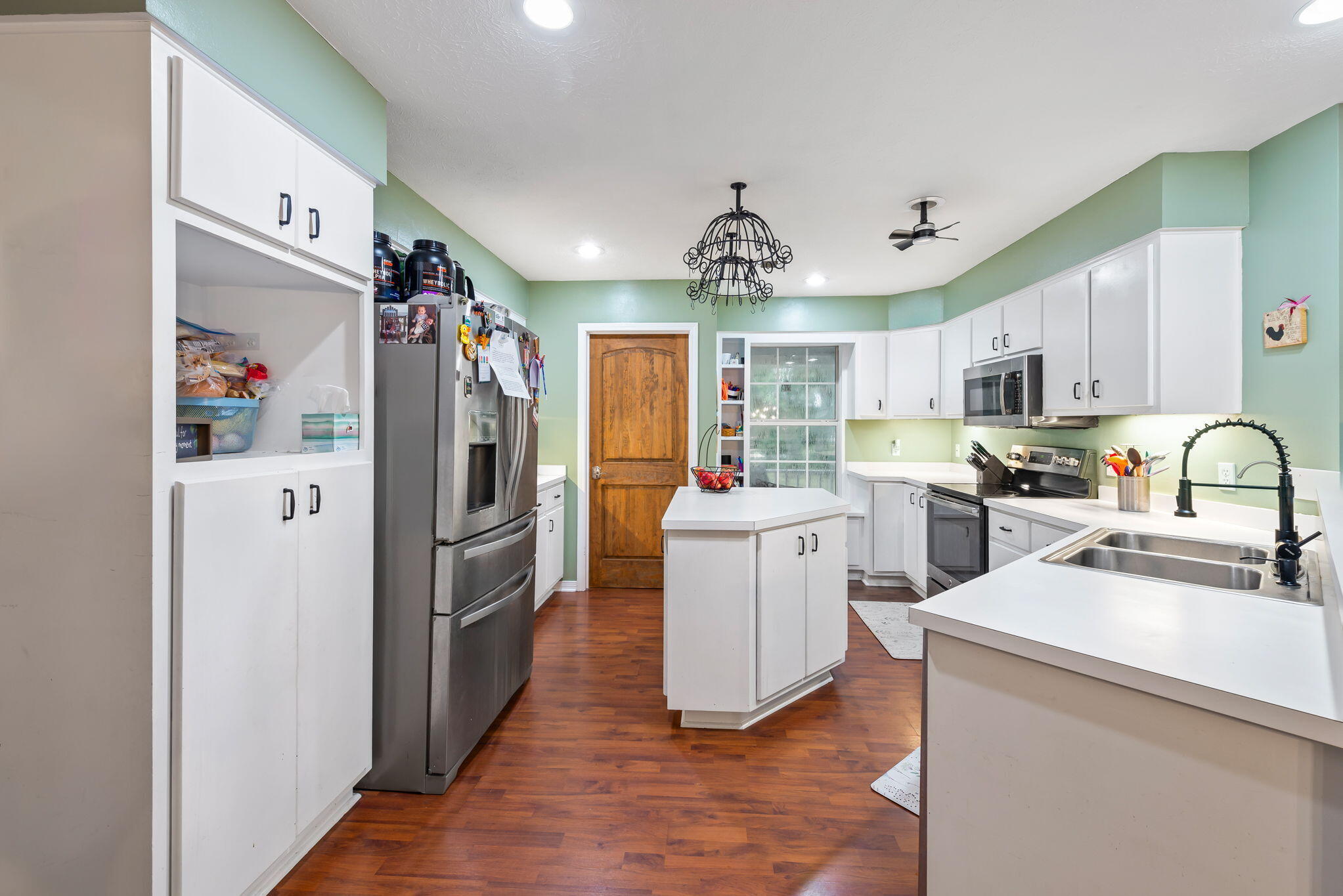 TOM KING ESTATES - Residential