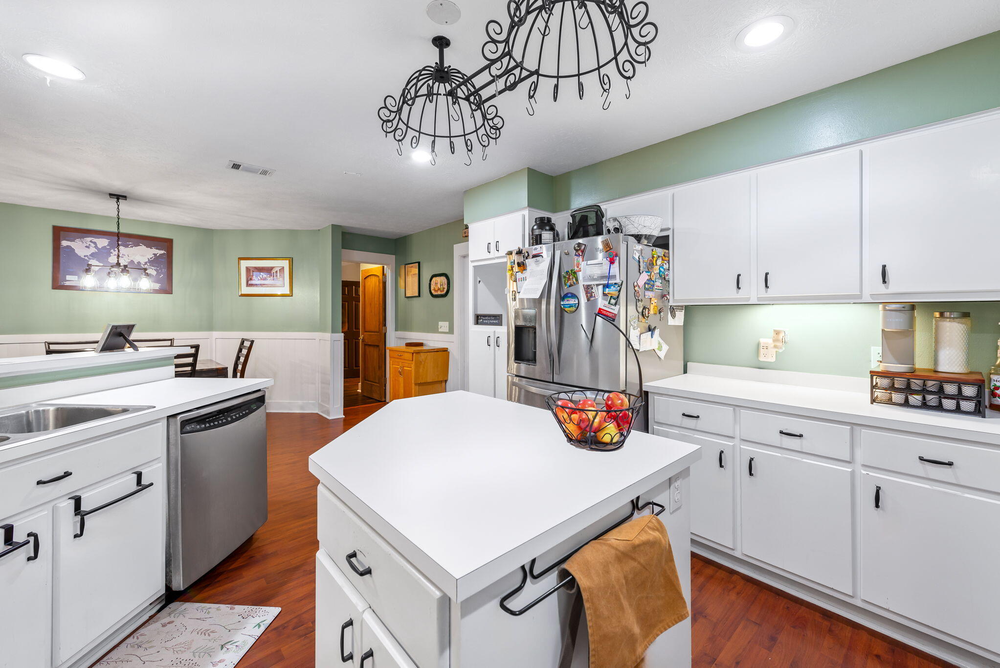 TOM KING ESTATES - Residential