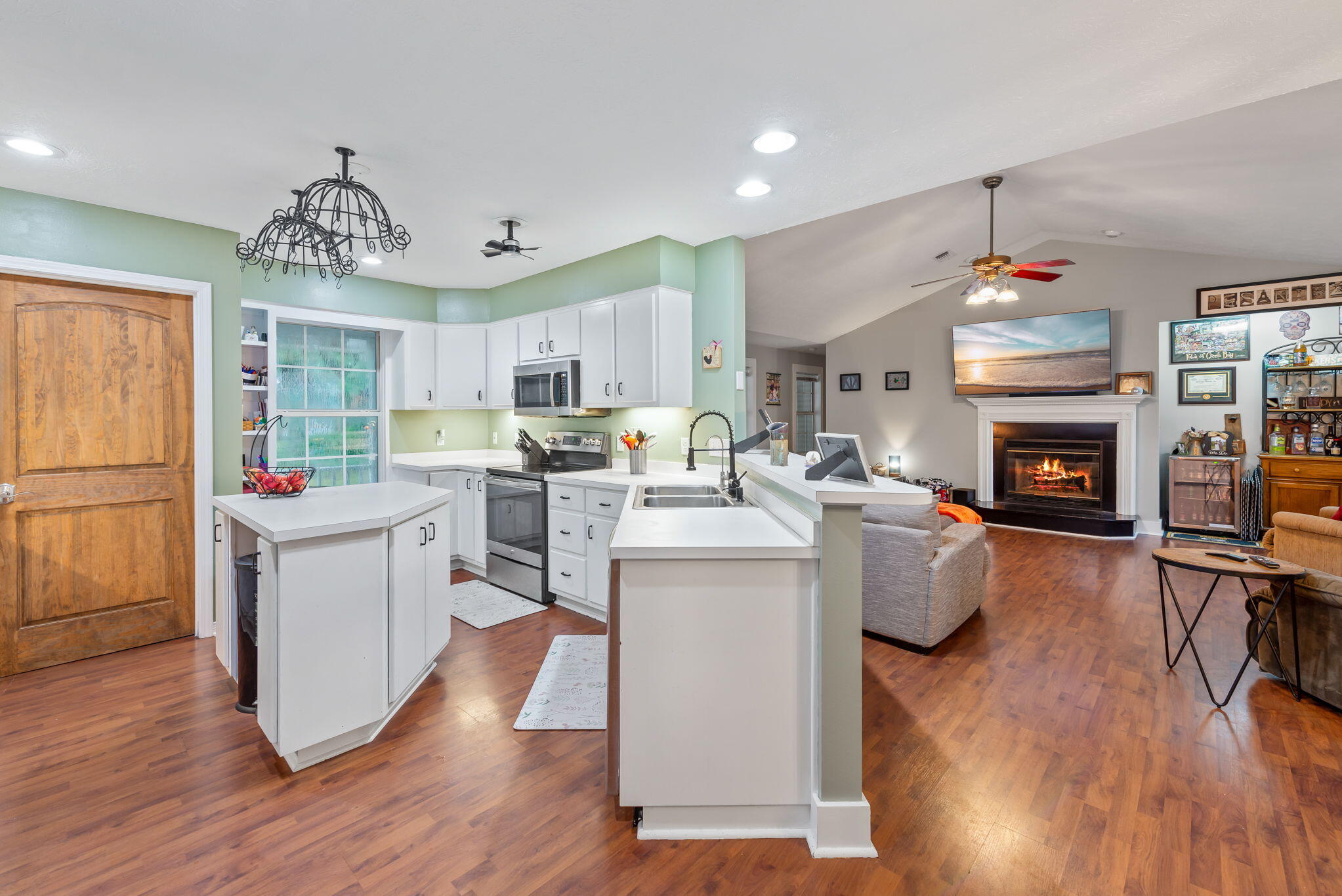 TOM KING ESTATES - Residential