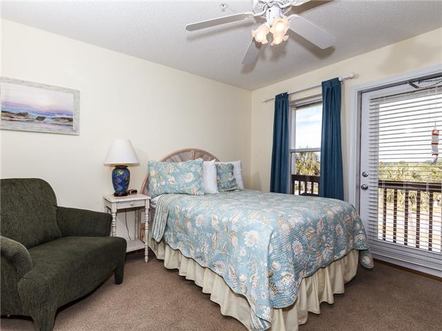 SUNSET COTTAGES CONDO - Residential