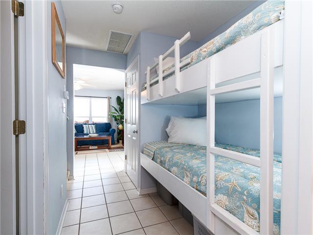 SUNSET COTTAGES CONDO - Residential