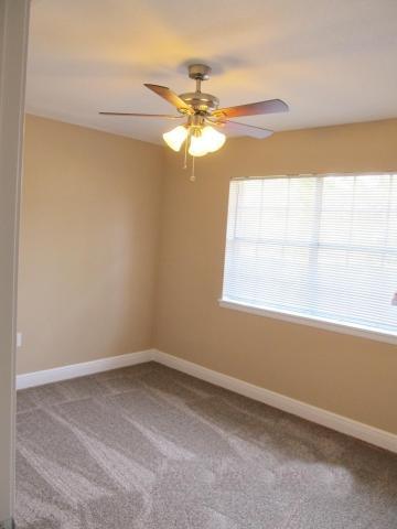 VIKING MANOR PH 1 - Residential