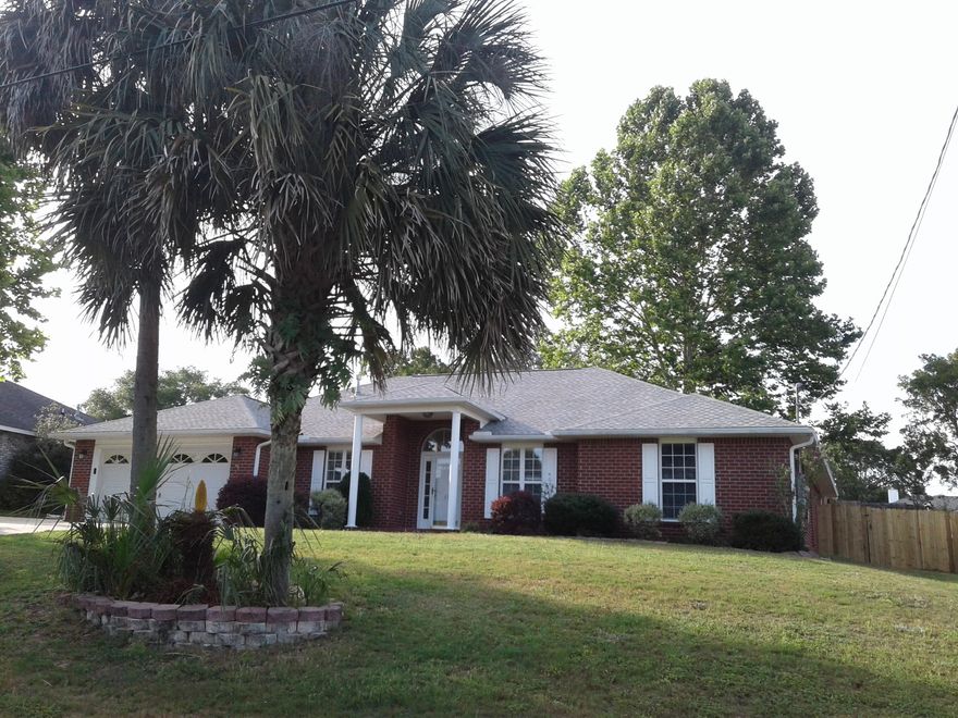 Newly renovated 4 bedroom 2 bath home South of I10 with Eat in Kitchen, Formal Dining room and Office/Den/5th bedroom. New carpet throughout, new luxury vinyl plank in all wet areas. Al closets are walk in and have double raked for more hanging space. New appliances in the Kitchen, new roof and new water heater. Pergola in back yard. Call for Appt