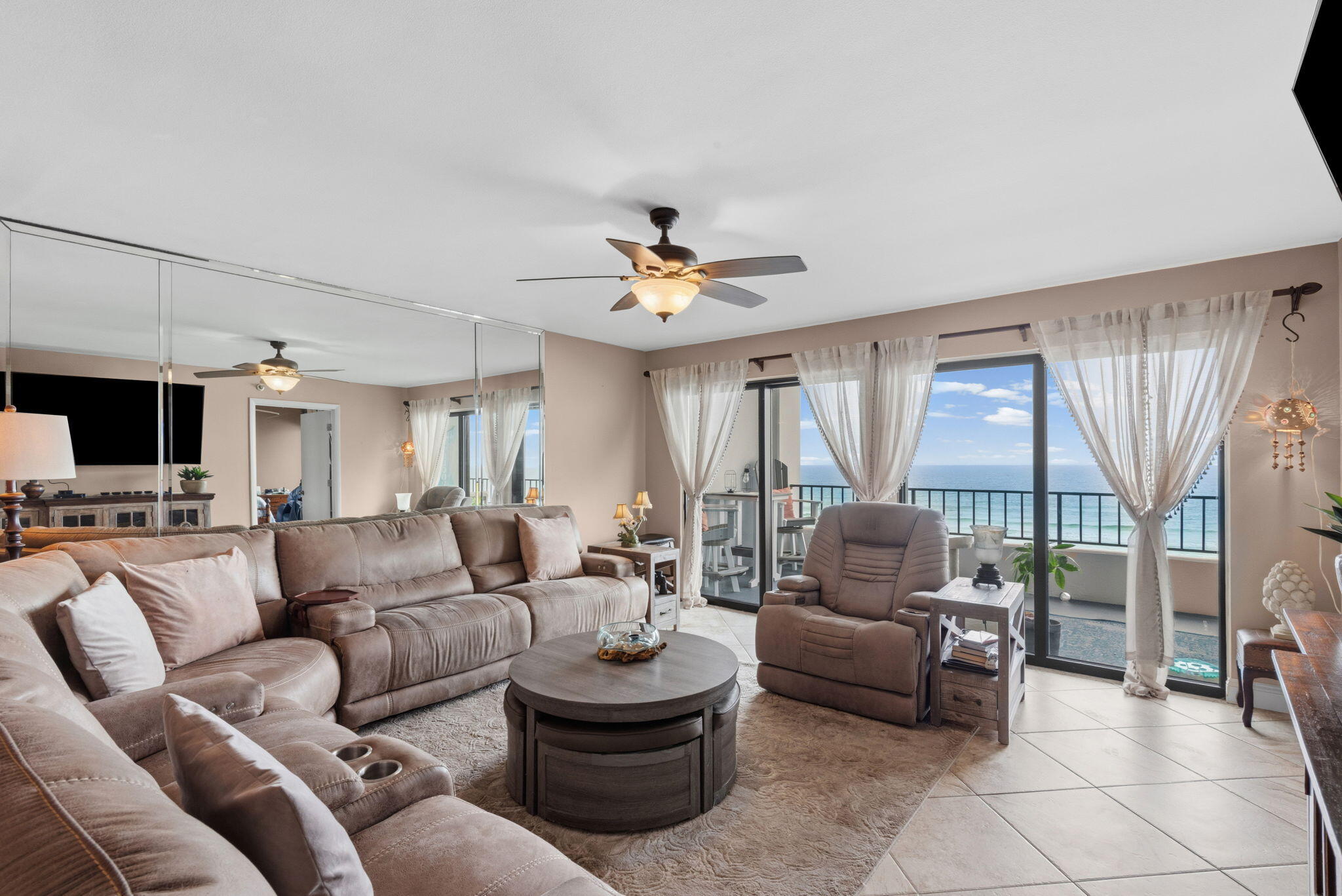 SURF DWELLER CONDO - Residential