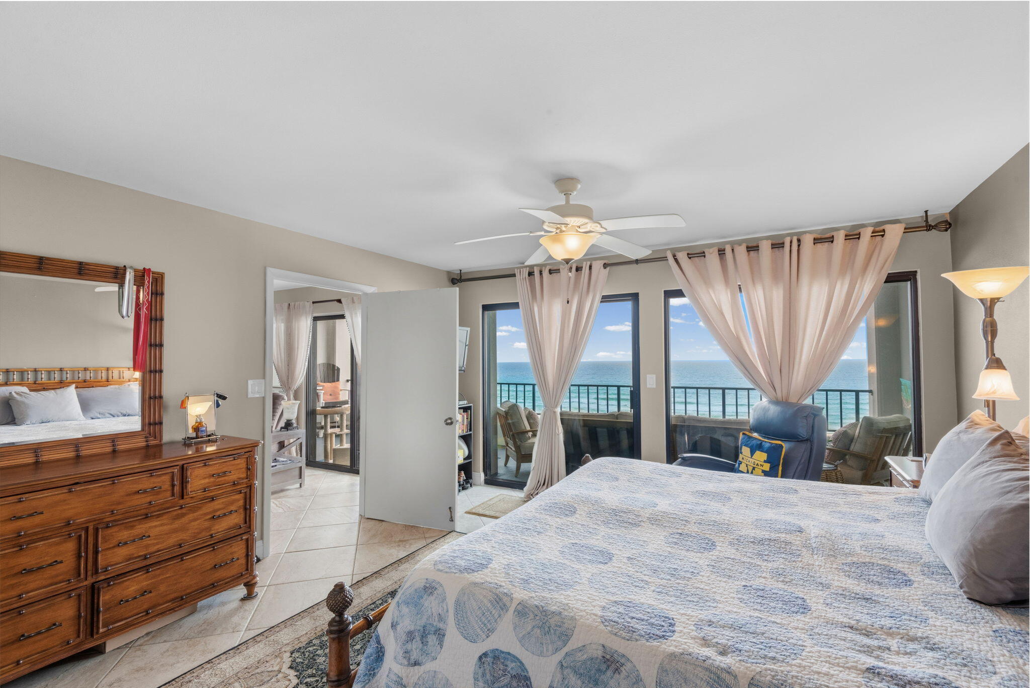 SURF DWELLER CONDO - Residential