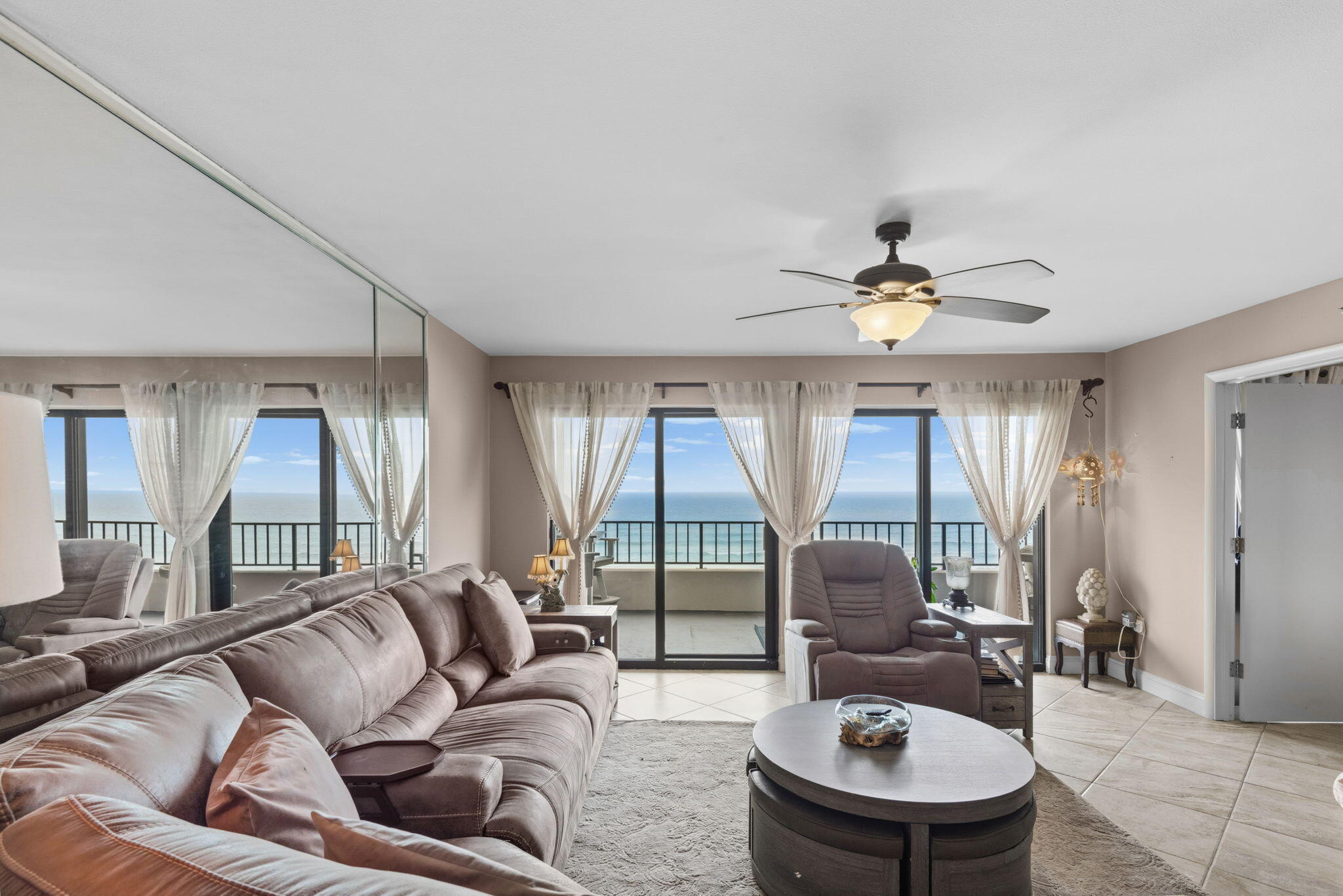 SURF DWELLER CONDO - Residential