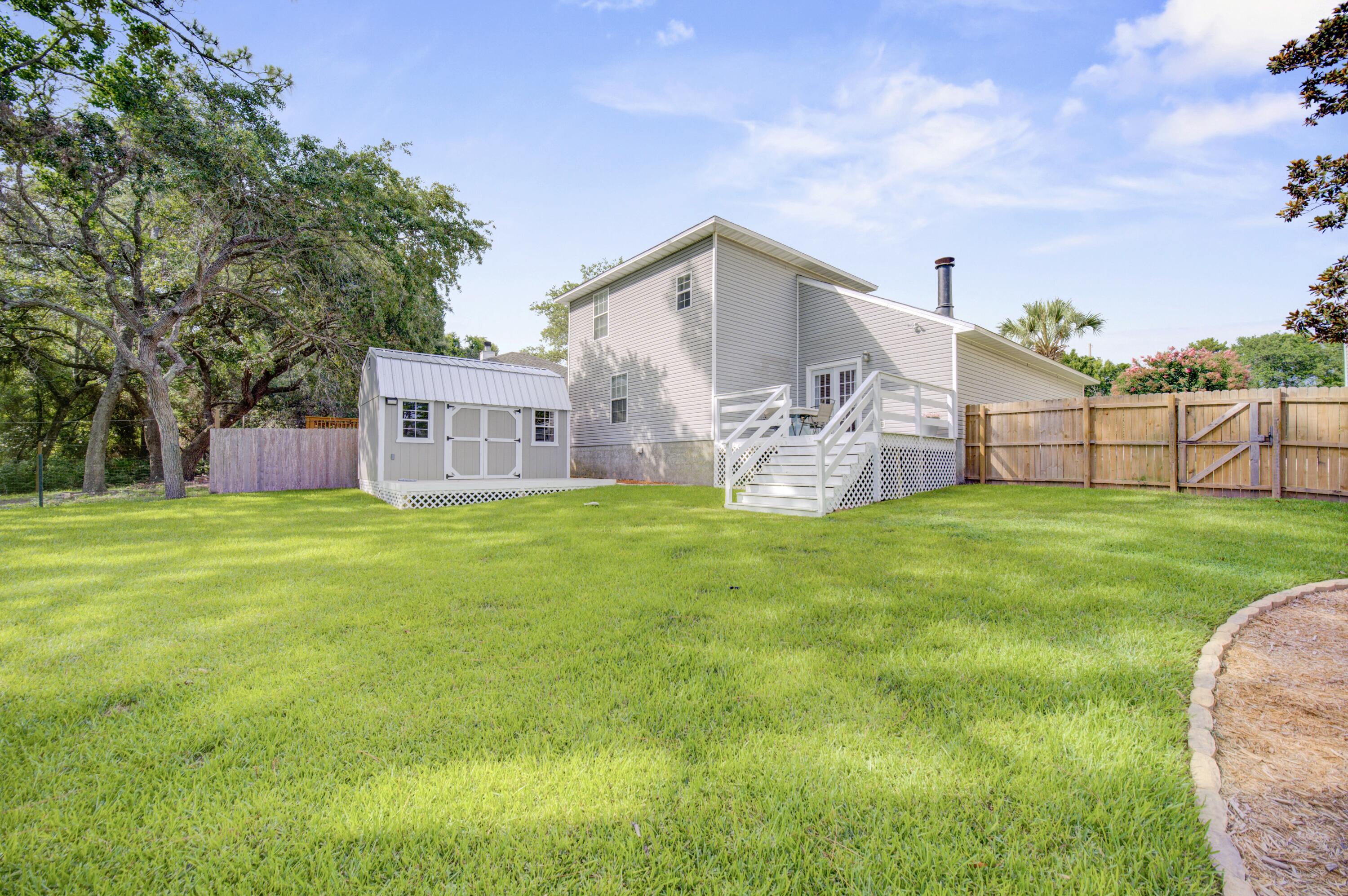 WHITE POINT VILLAGE S/D - Residential