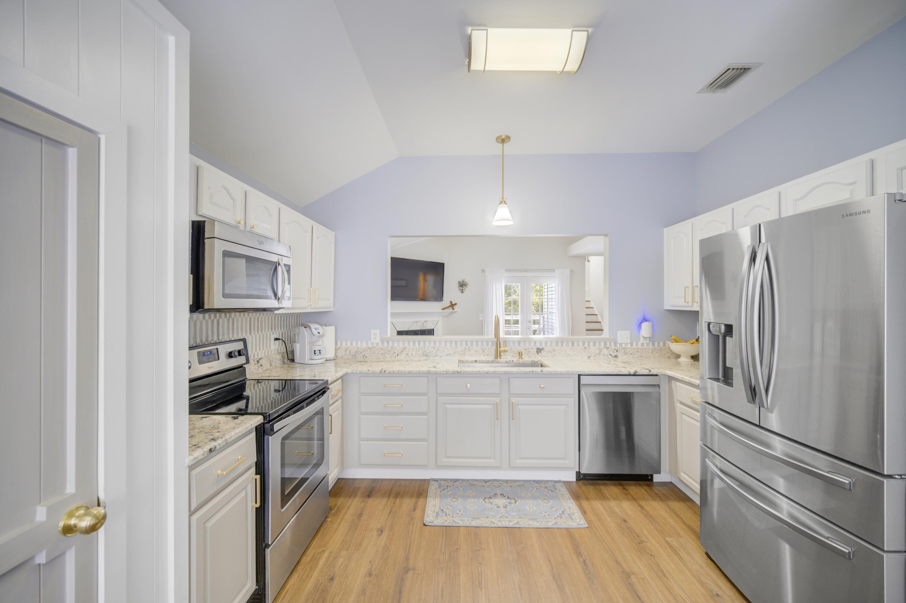 WHITE POINT VILLAGE S/D - Residential