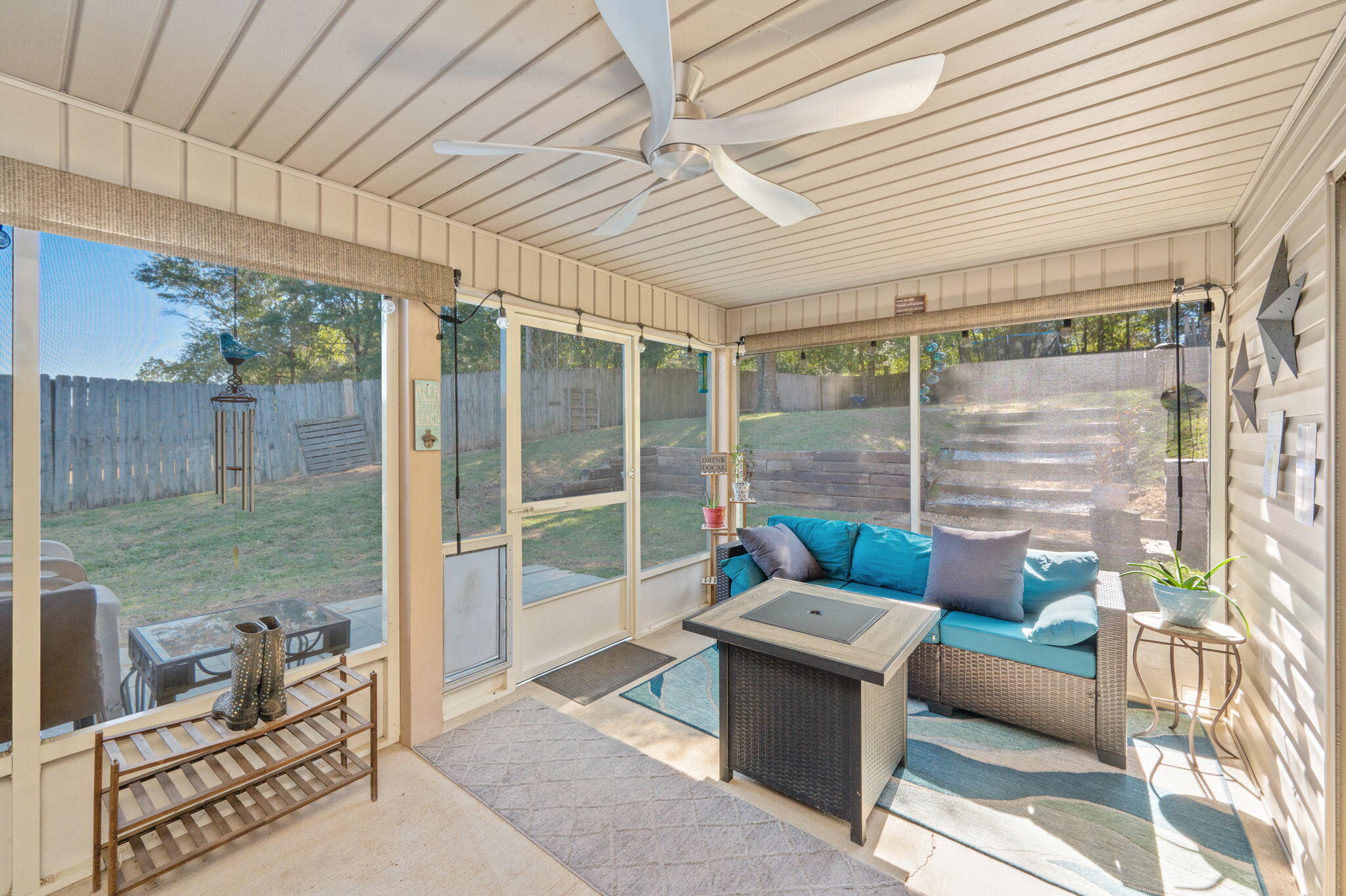 SILVER SPRINGS EST - Residential