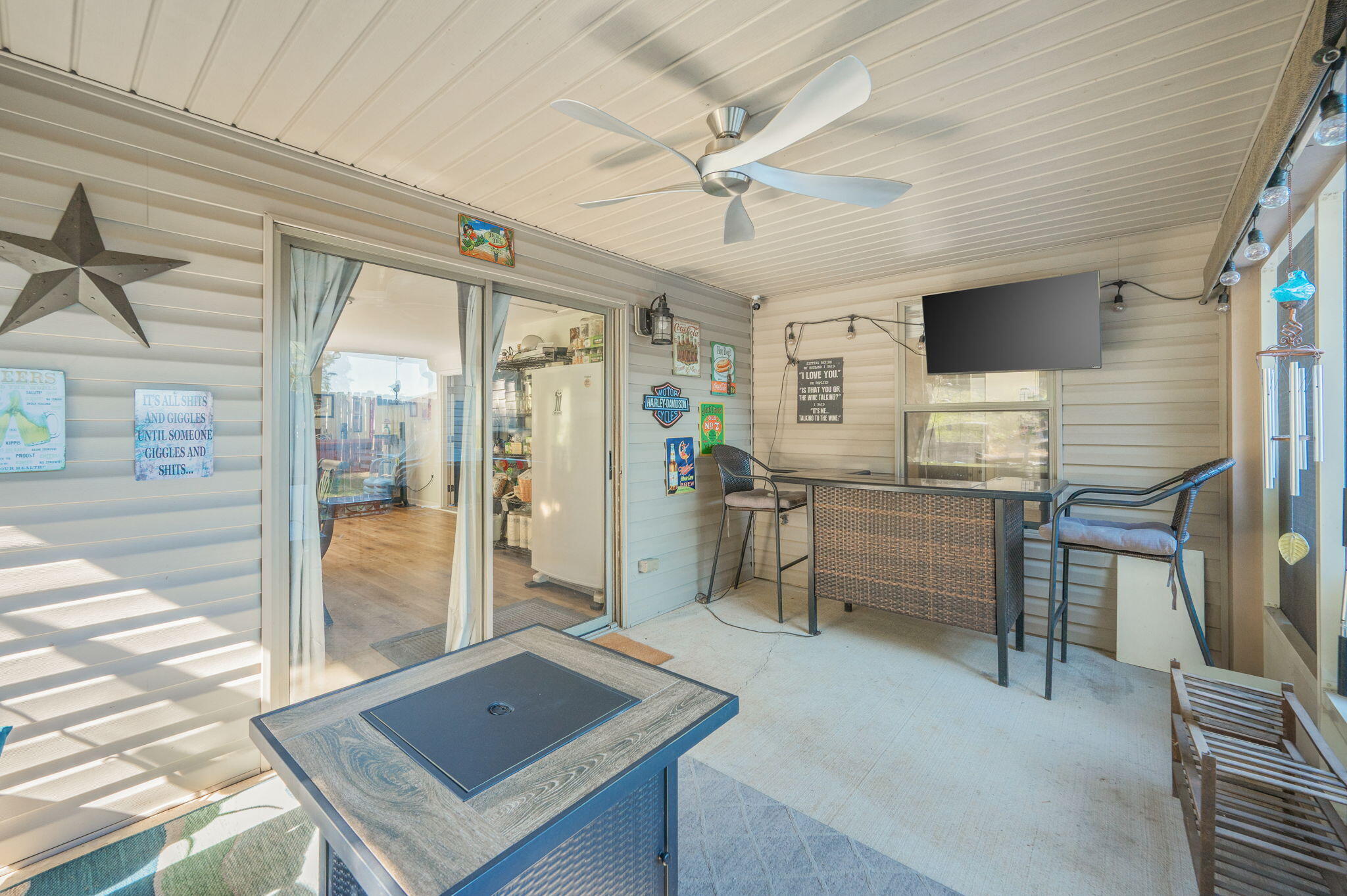 SILVER SPRINGS EST - Residential