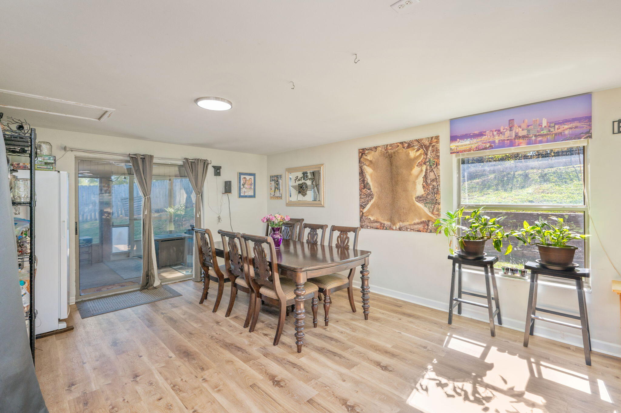 SILVER SPRINGS EST - Residential