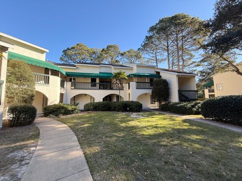 A home in Niceville