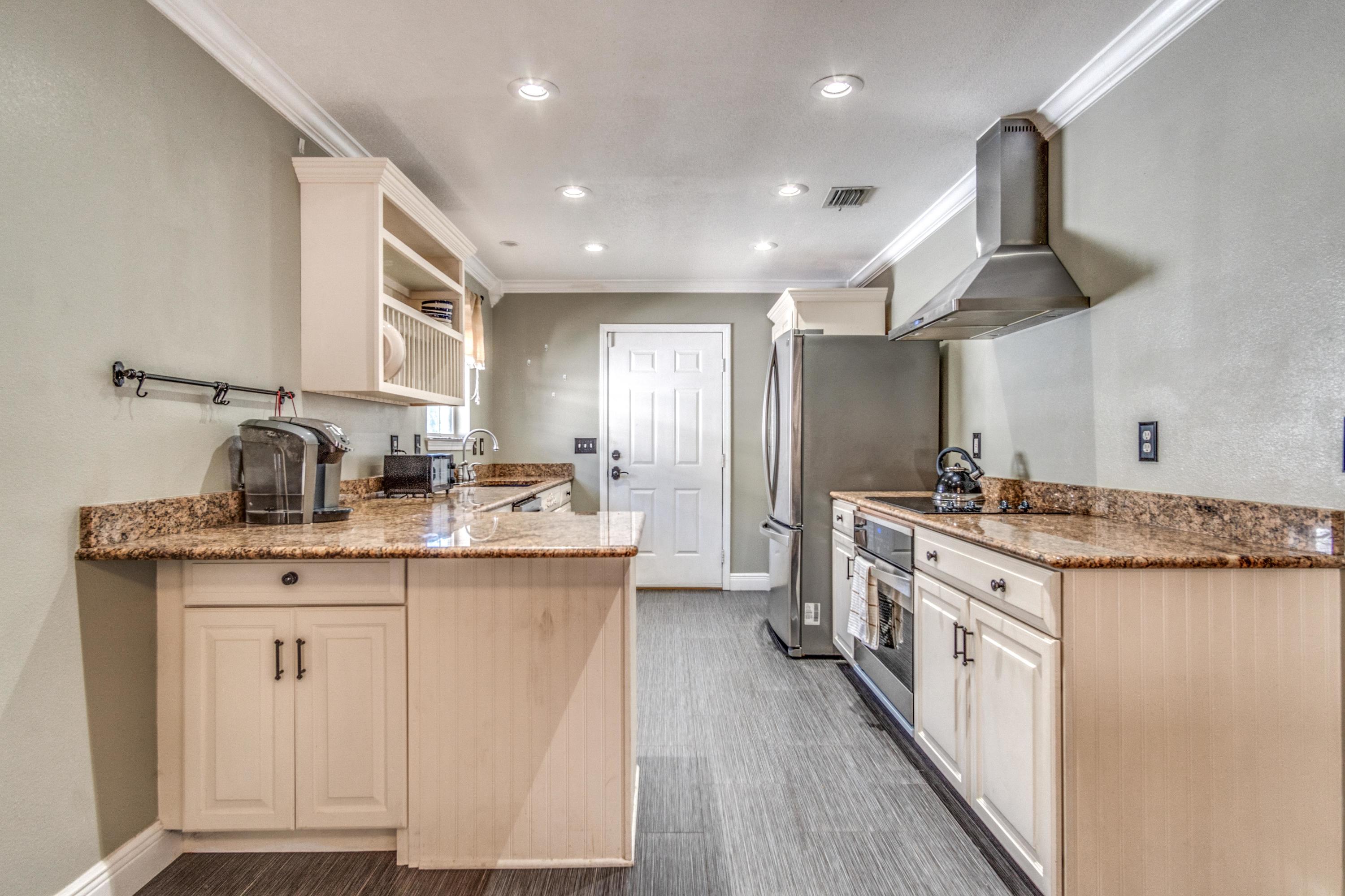 LAUDERHILL - Residential