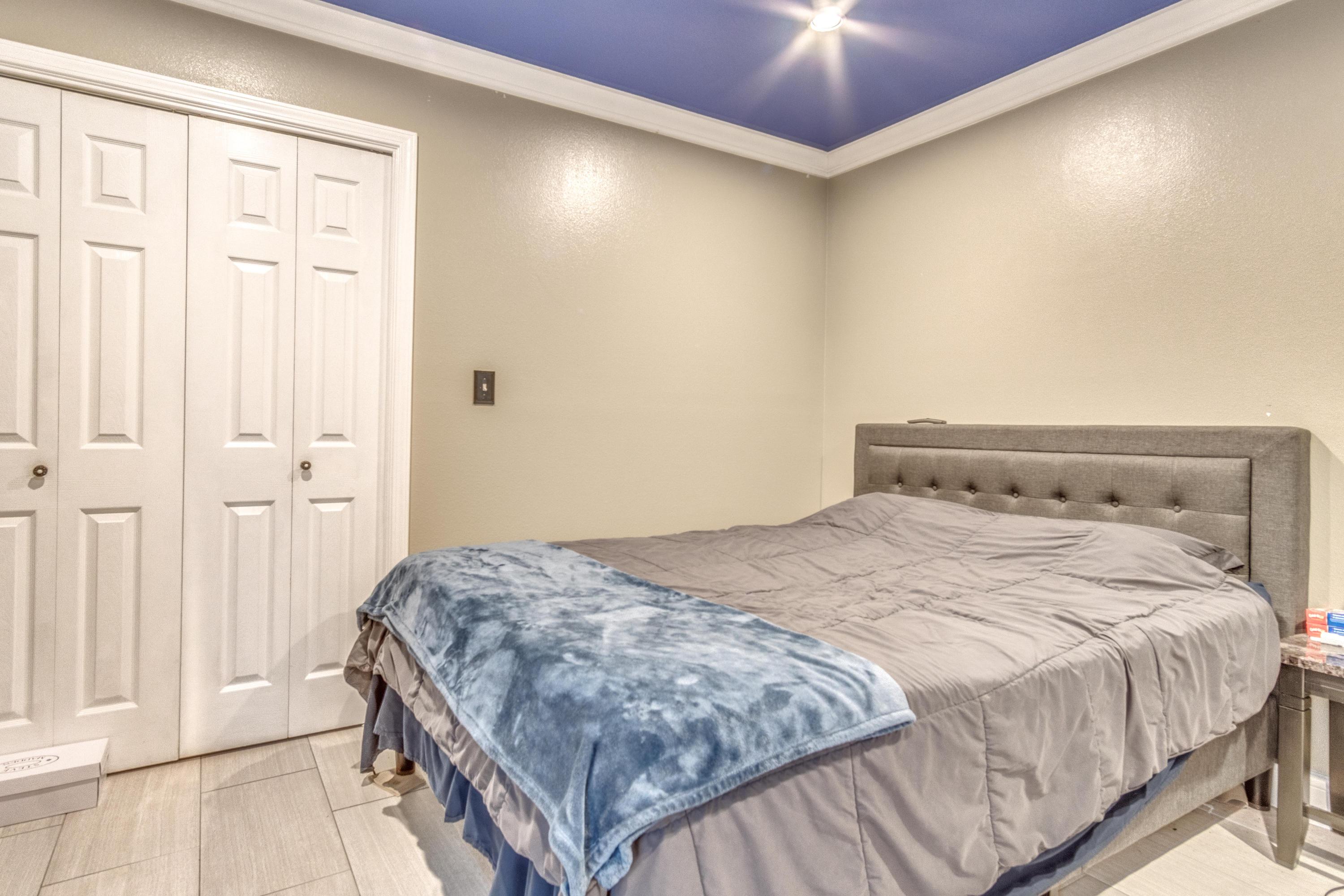 LAUDERHILL - Residential