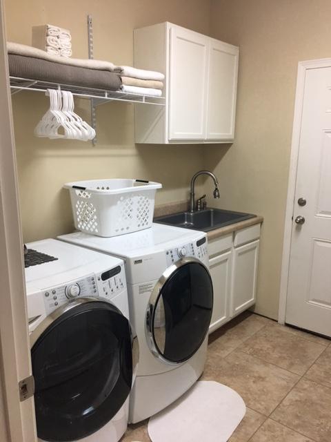 DOROTHY BOWEN ESTATES - Residential