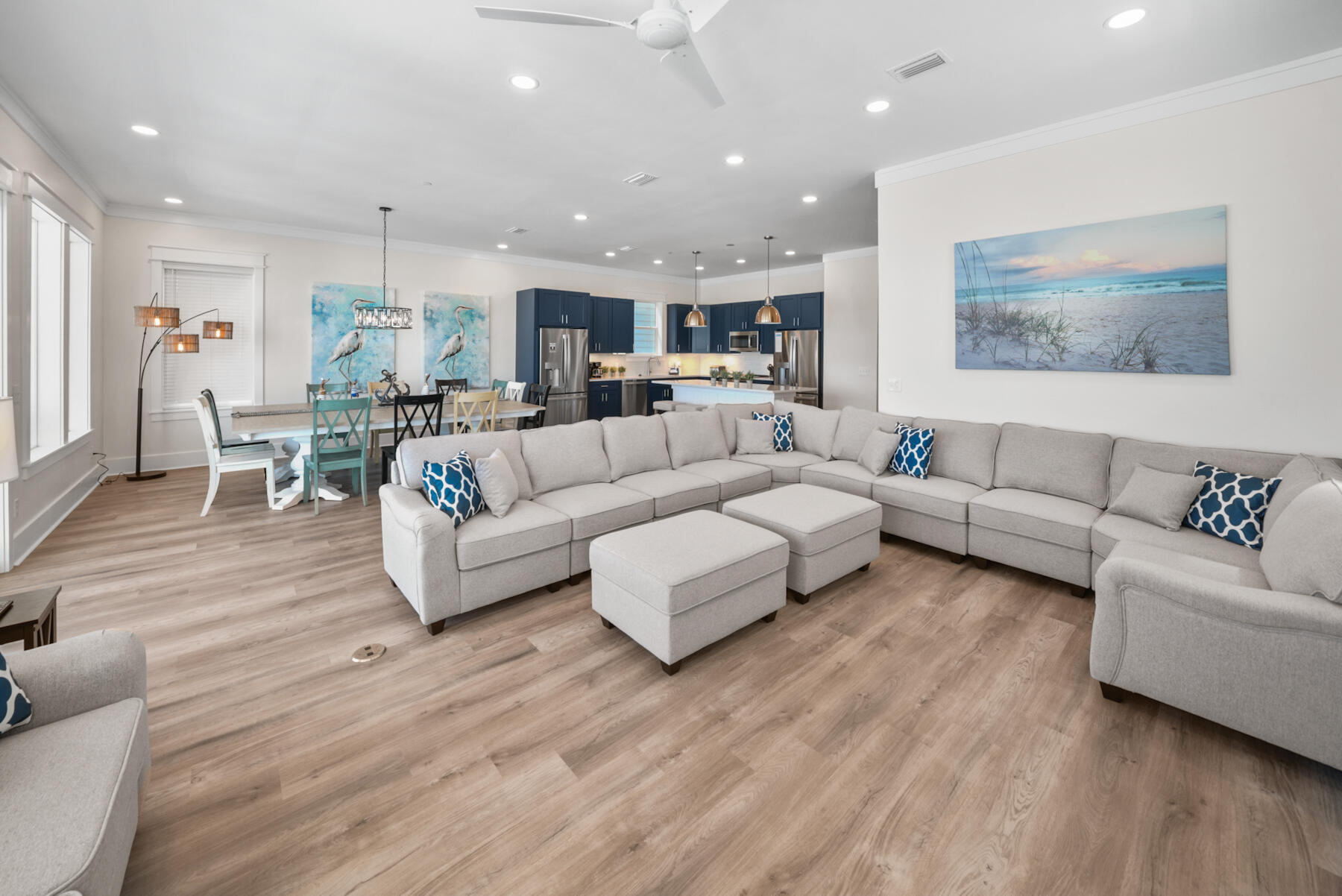 LAGUNA BEACH - Residential